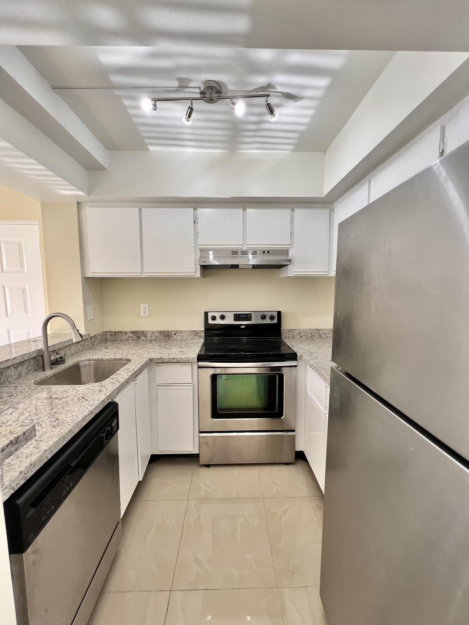 752 Executive Center Drive 33, West Palm Beach, FL 33401, West Palm Beach