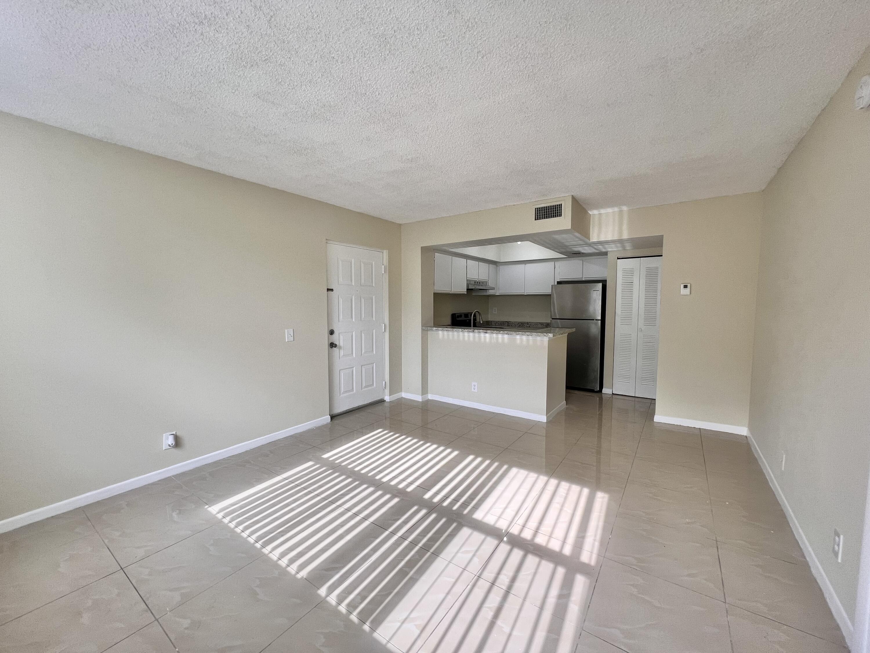 752 Executive Center Drive 33, West Palm Beach, FL 33401, West Palm Beach - Photo 5