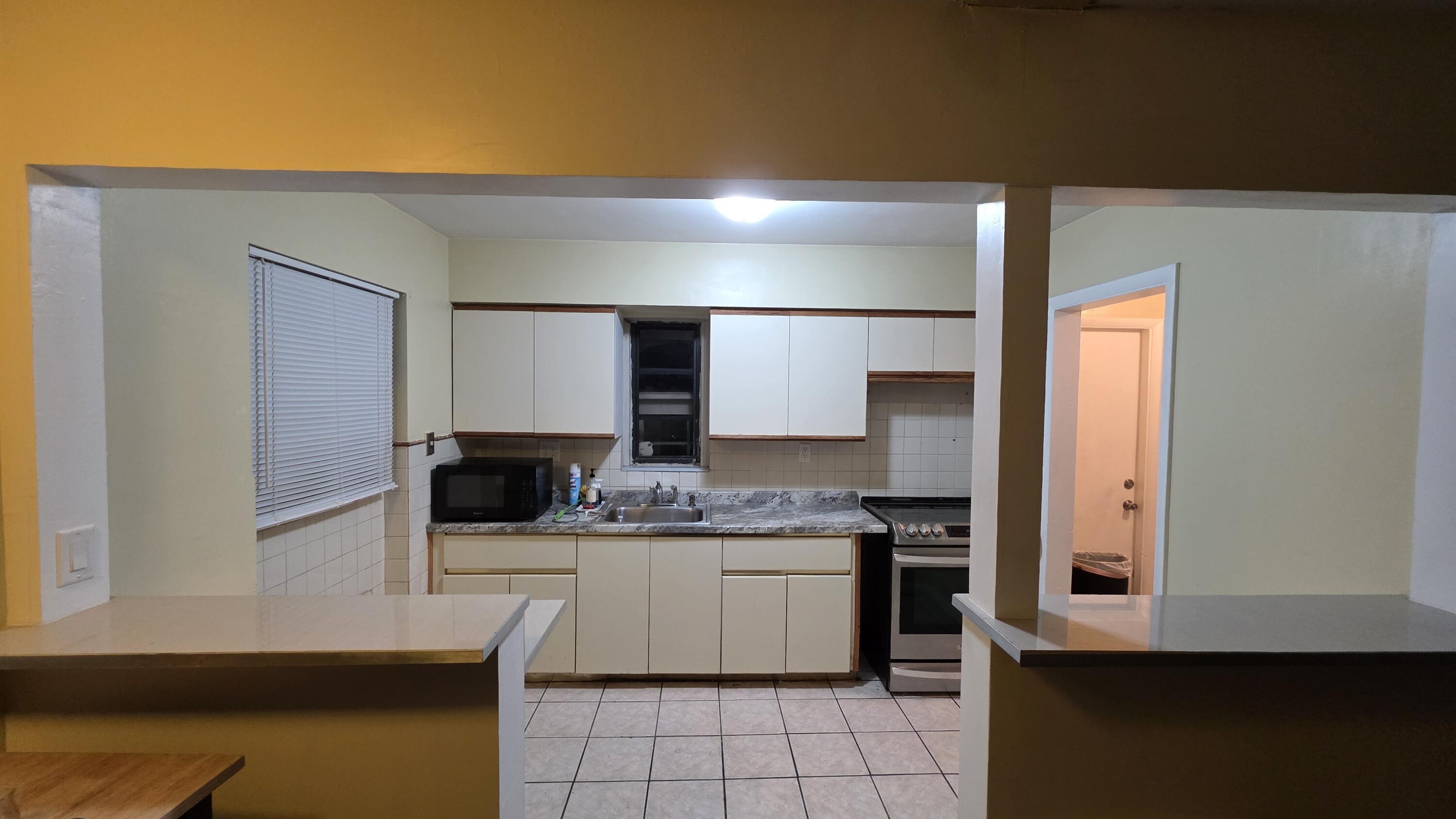 2305 E River Drive, Margate, FL 33063, Margate - Photo 5