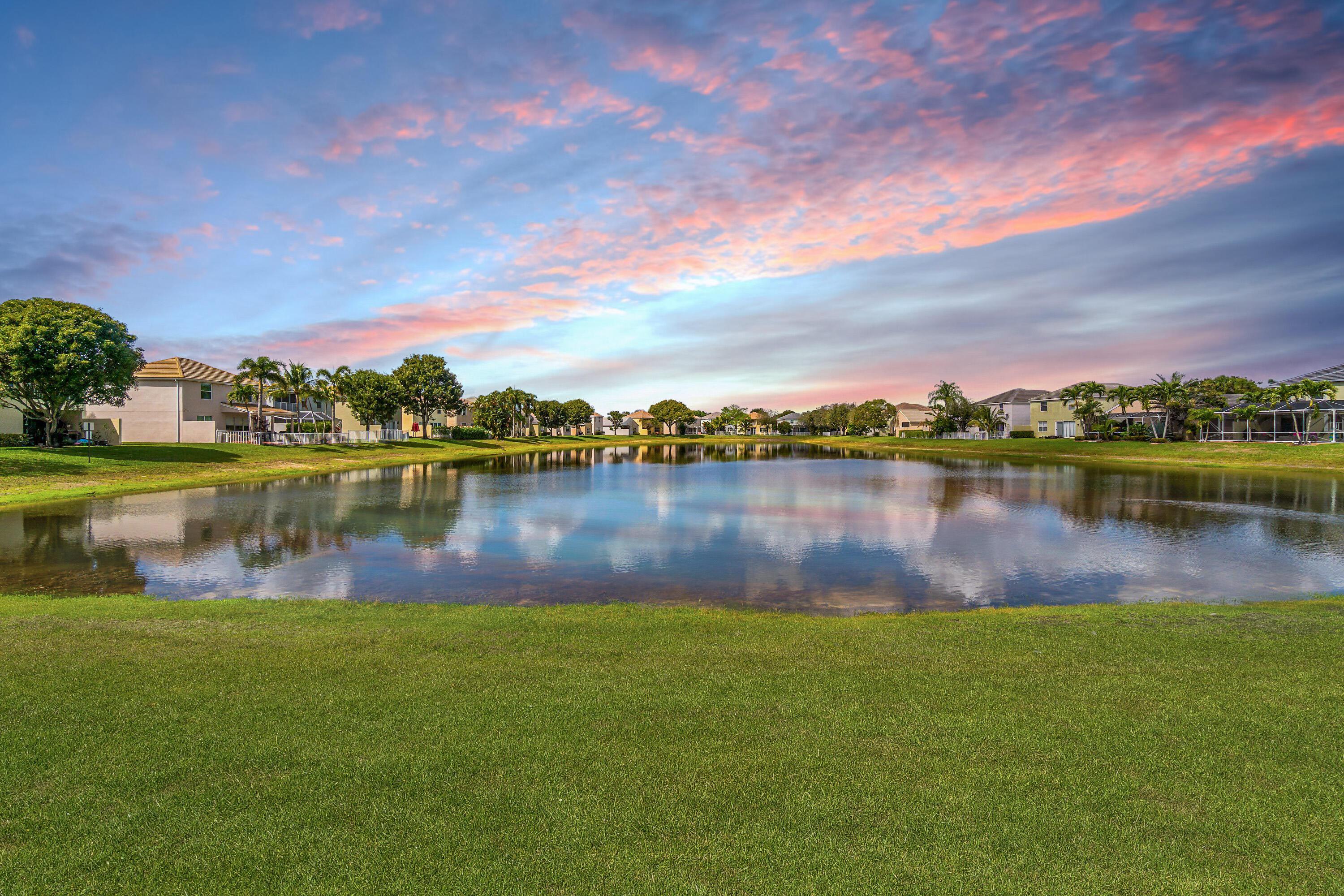 131 Lancaster Way, Royal Palm Beach, FL 33414, Royal Palm Beach - Photo 4