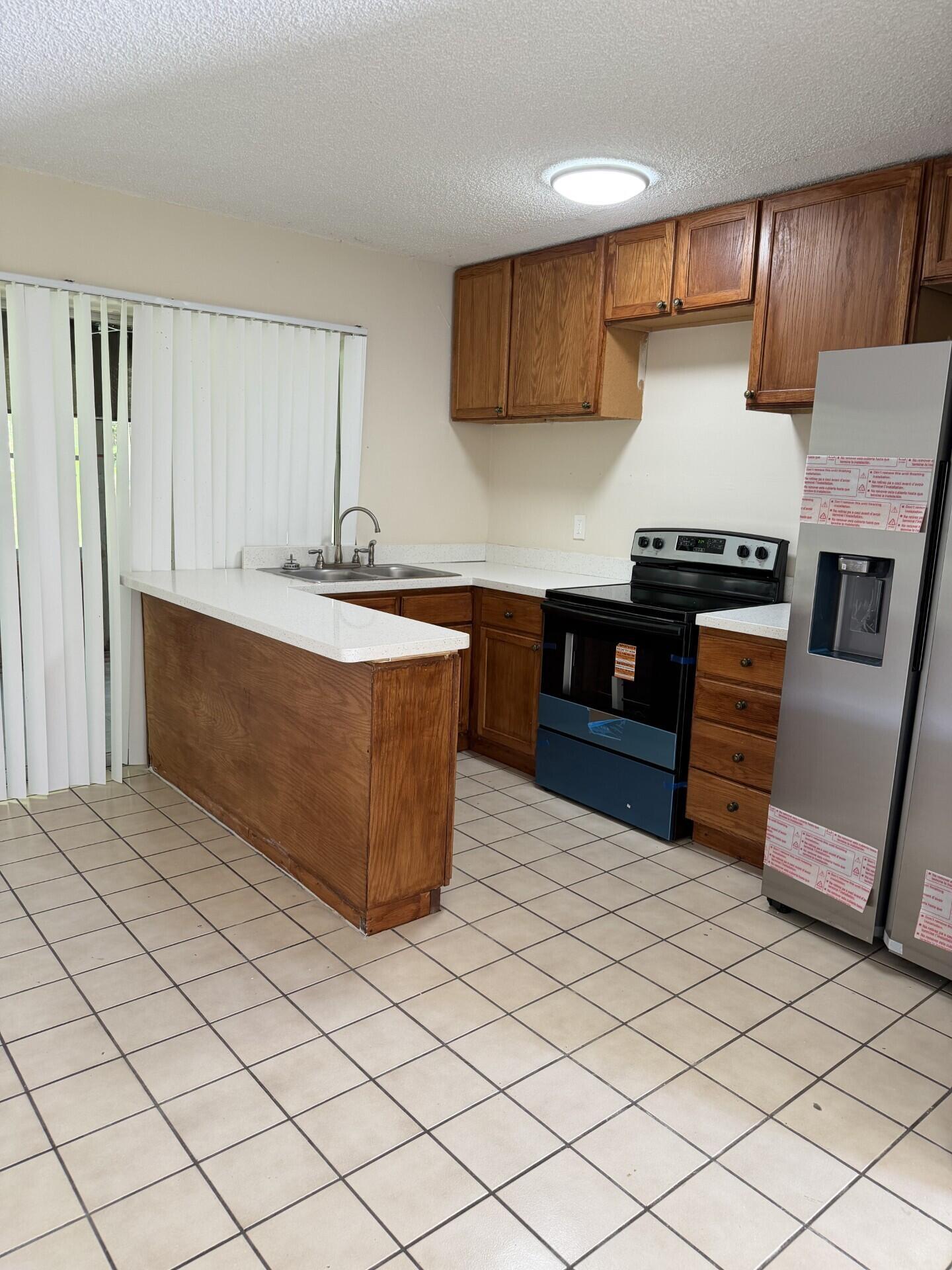 1873 NW 46th Street, Fort Lauderdale, FL 33309, Fort Lauderdale - Photo 4