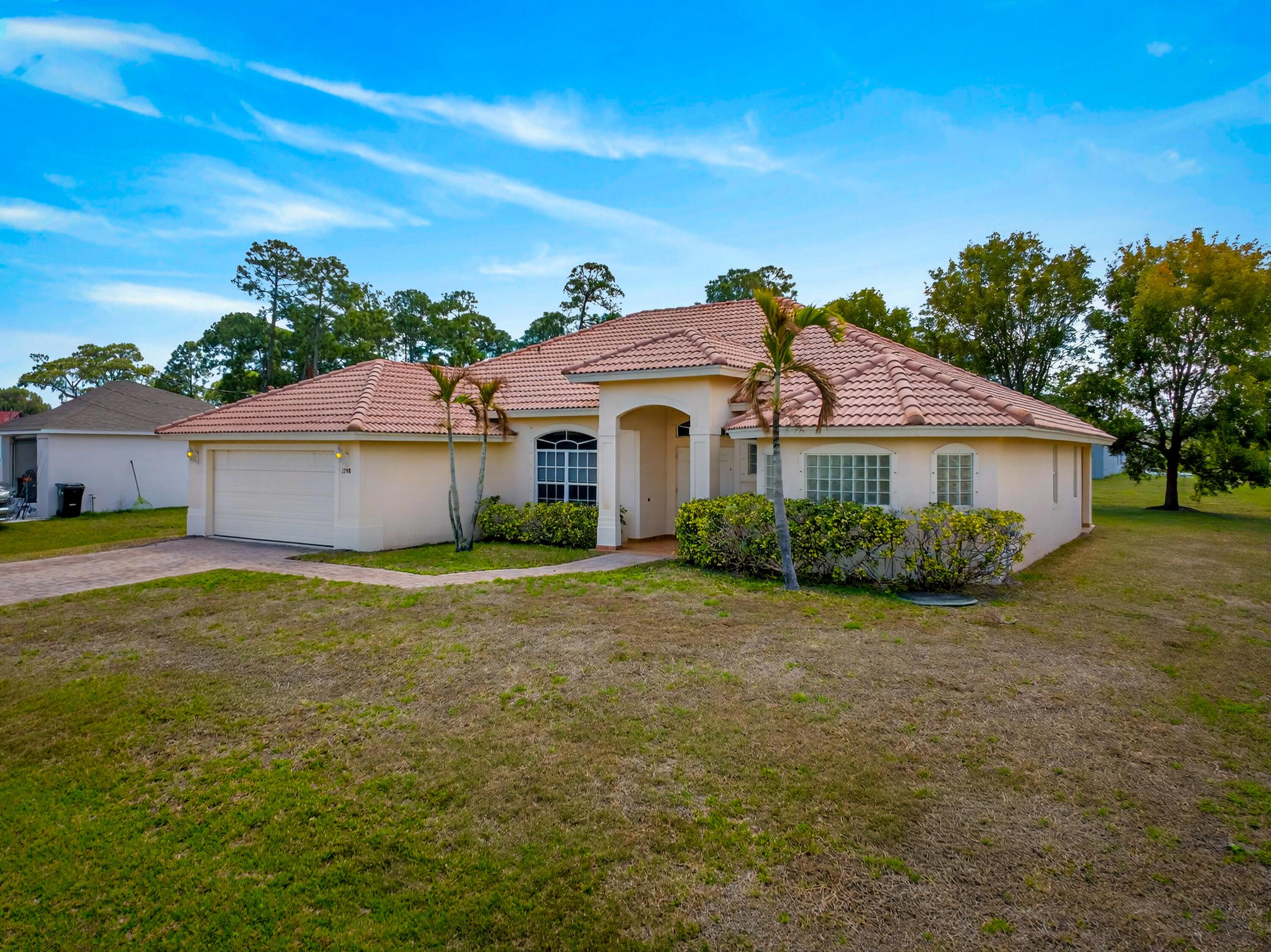 1798 SW Buttercup Avenue, Port St. Lucie, FL 34953, Port St. Lucie - Photo 4