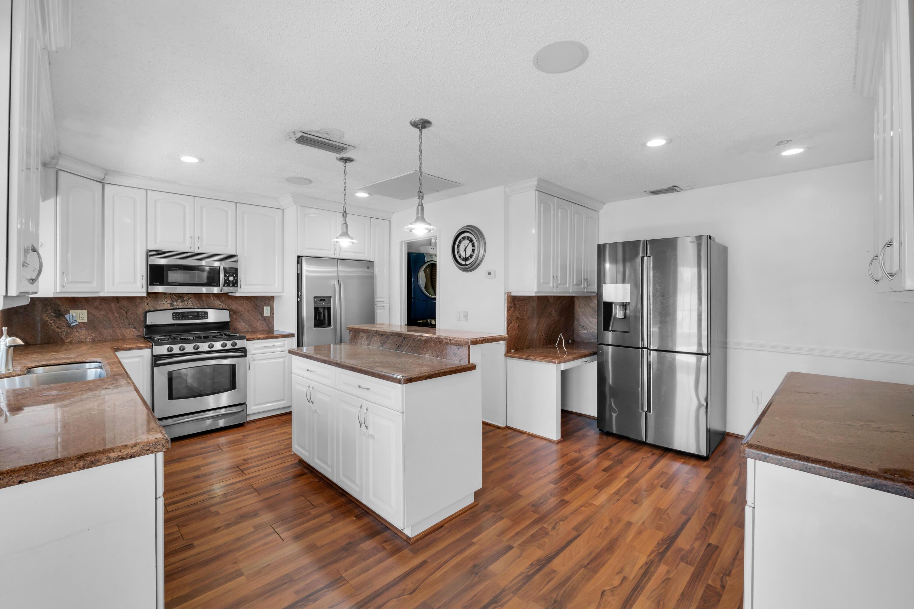 3570 NW 120th Way, Sunrise, FL 33323, Sunrise - Photo 4