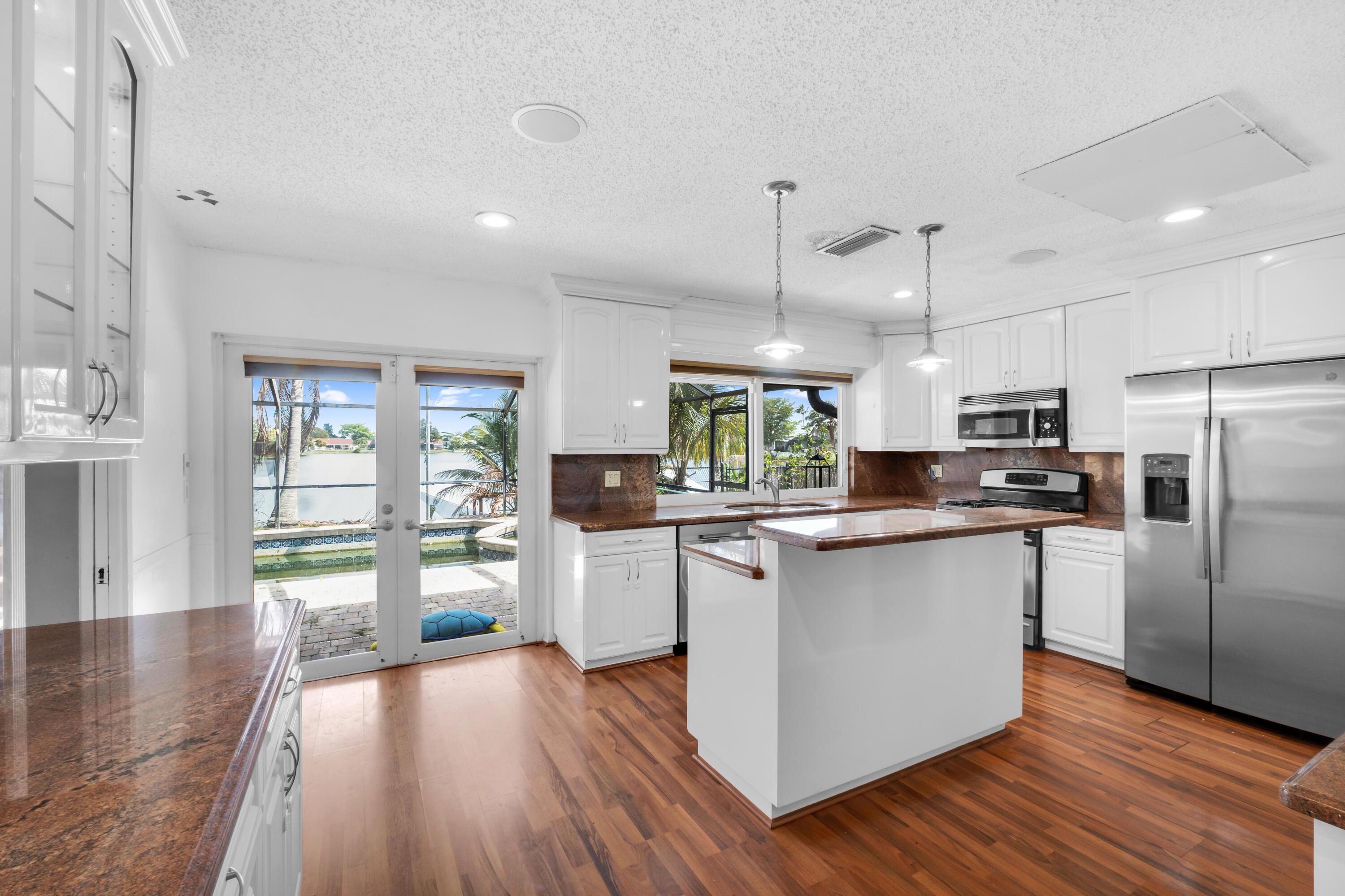 3570 NW 120th Way, Sunrise, FL 33323, Sunrise - Photo 5
