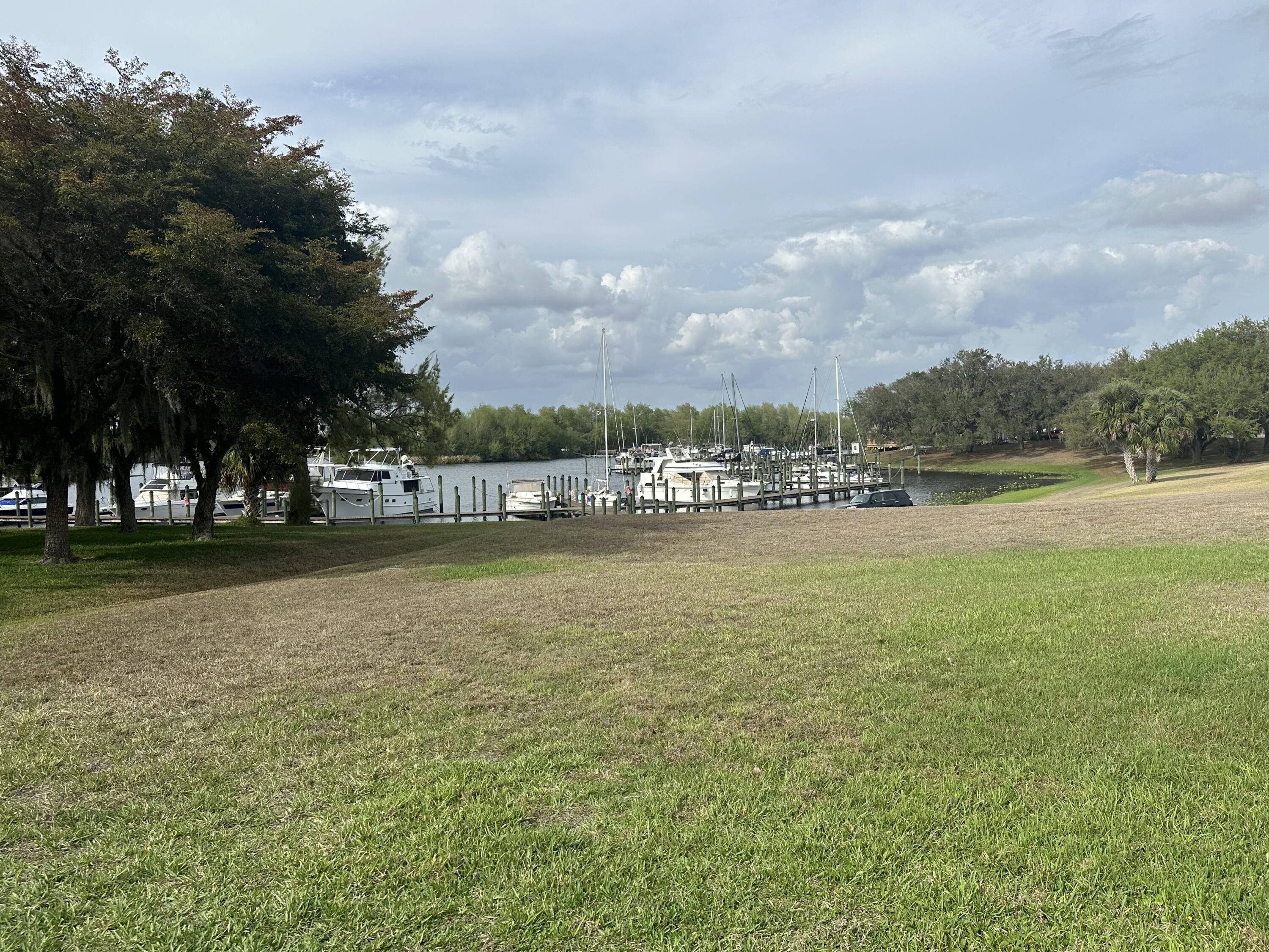 1100 River Run, LaBelle, FL 33935, LaBelle - Photo 2