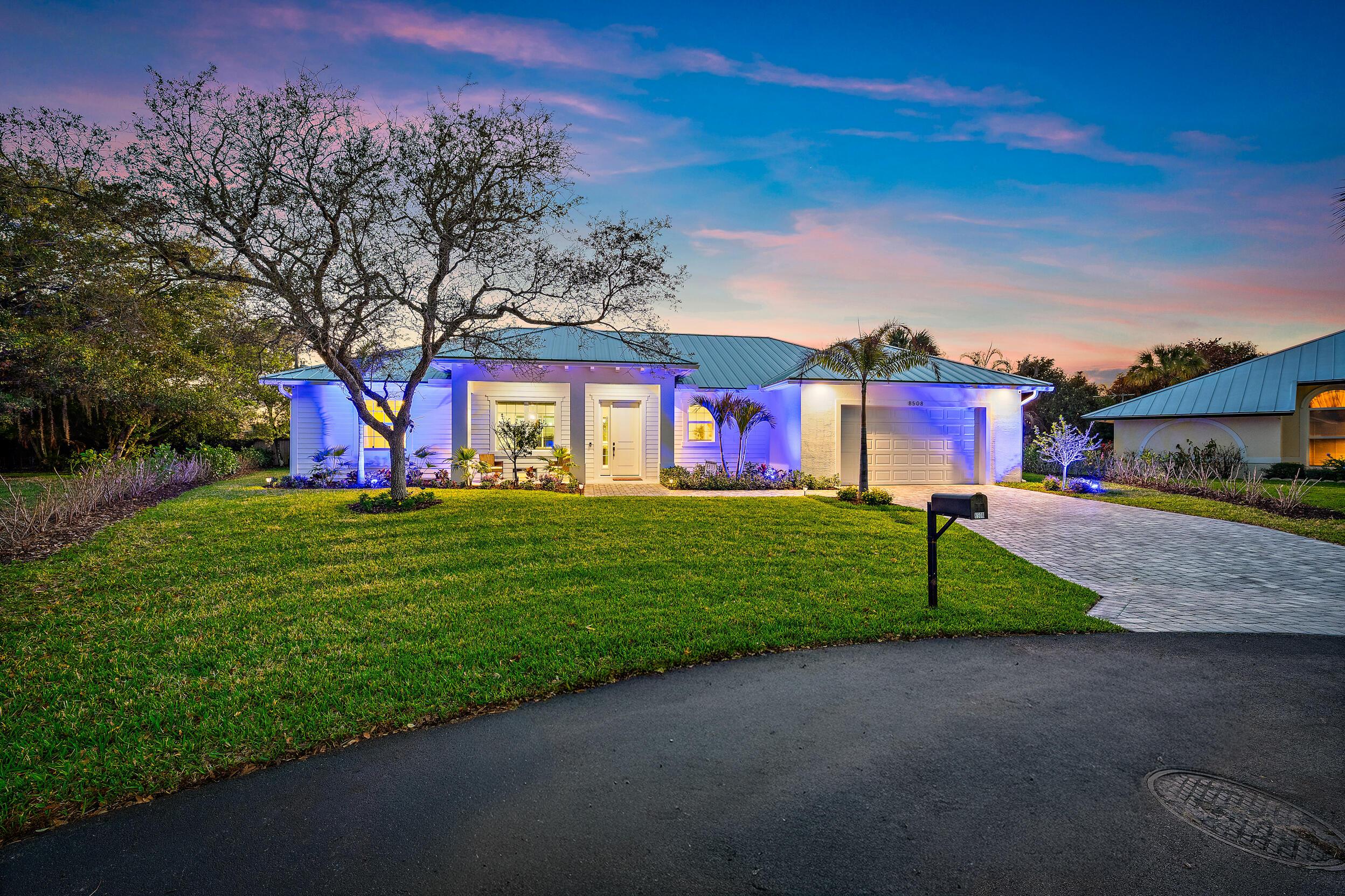 8508 SE Woodwind Street, Hobe Sound, FL 33455, Hobe Sound