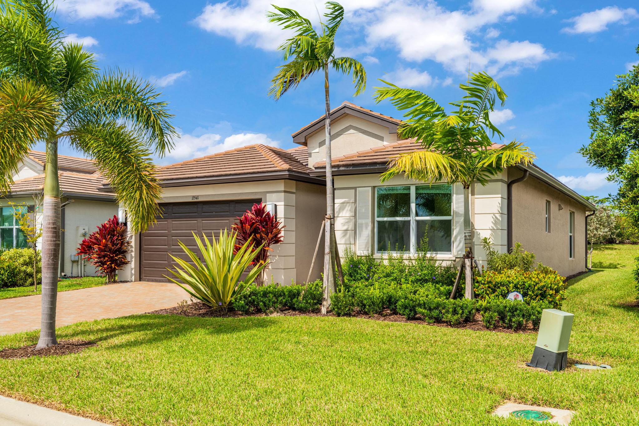13541 SW Oceanus Boulevard, Port St. Lucie, FL 34987, Port St. Lucie - Photo 4