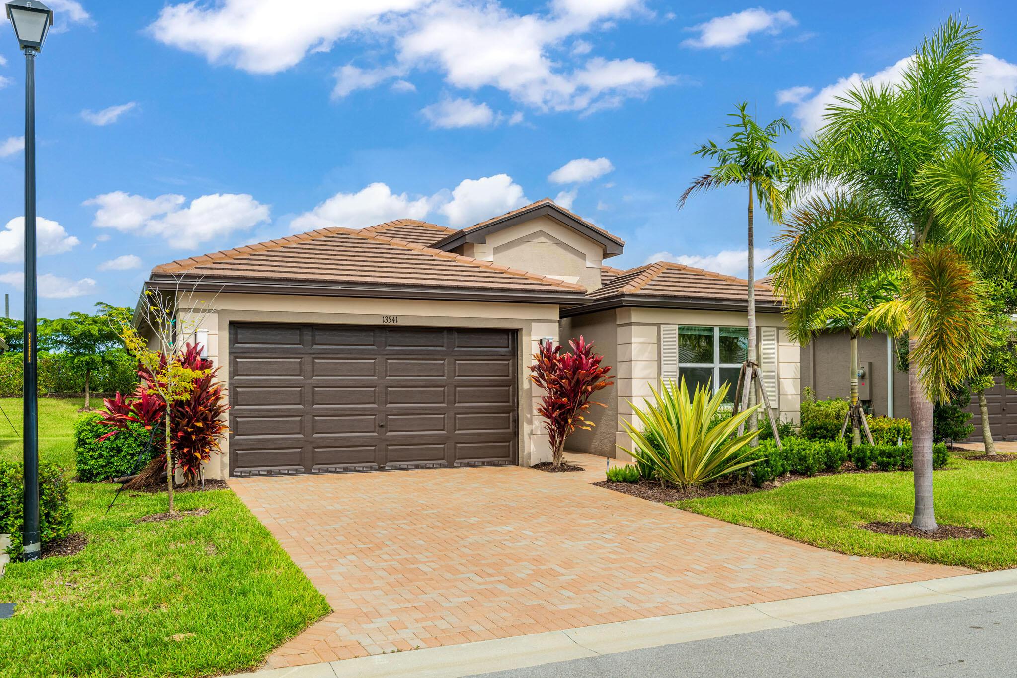 13541 SW Oceanus Boulevard, Port St. Lucie, FL 34987, Port St. Lucie - Photo 5