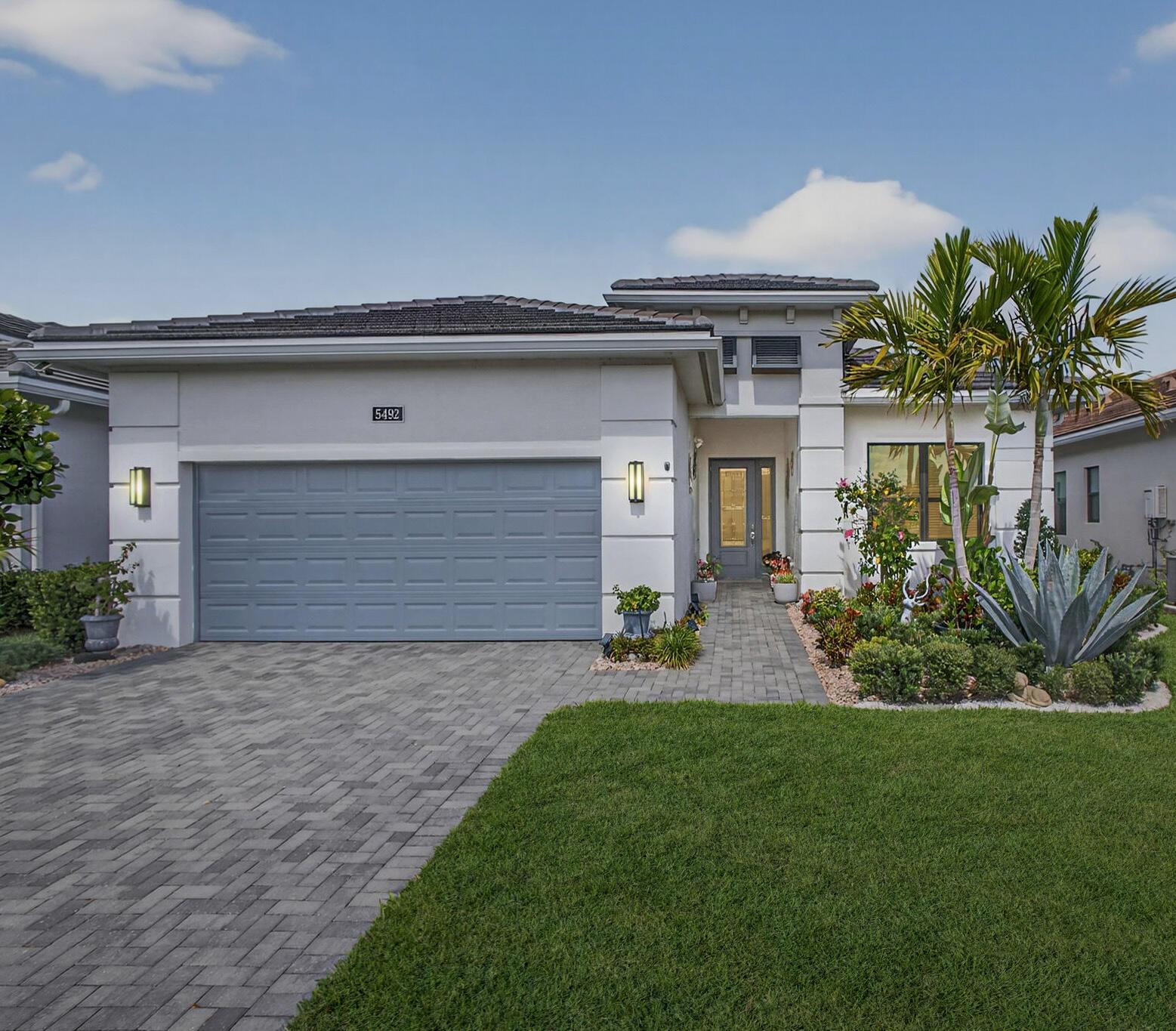 5492 St Armands Way, Westlake, FL 33470, Westlake