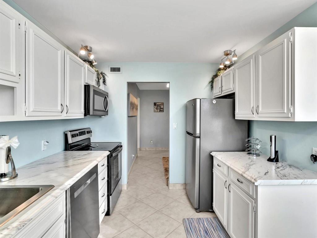 5200 N Ocean Boulevard 203b, Lauderdale-By-The-Sea, FL 33308, Lauderdale-By-The-Sea - Photo 3