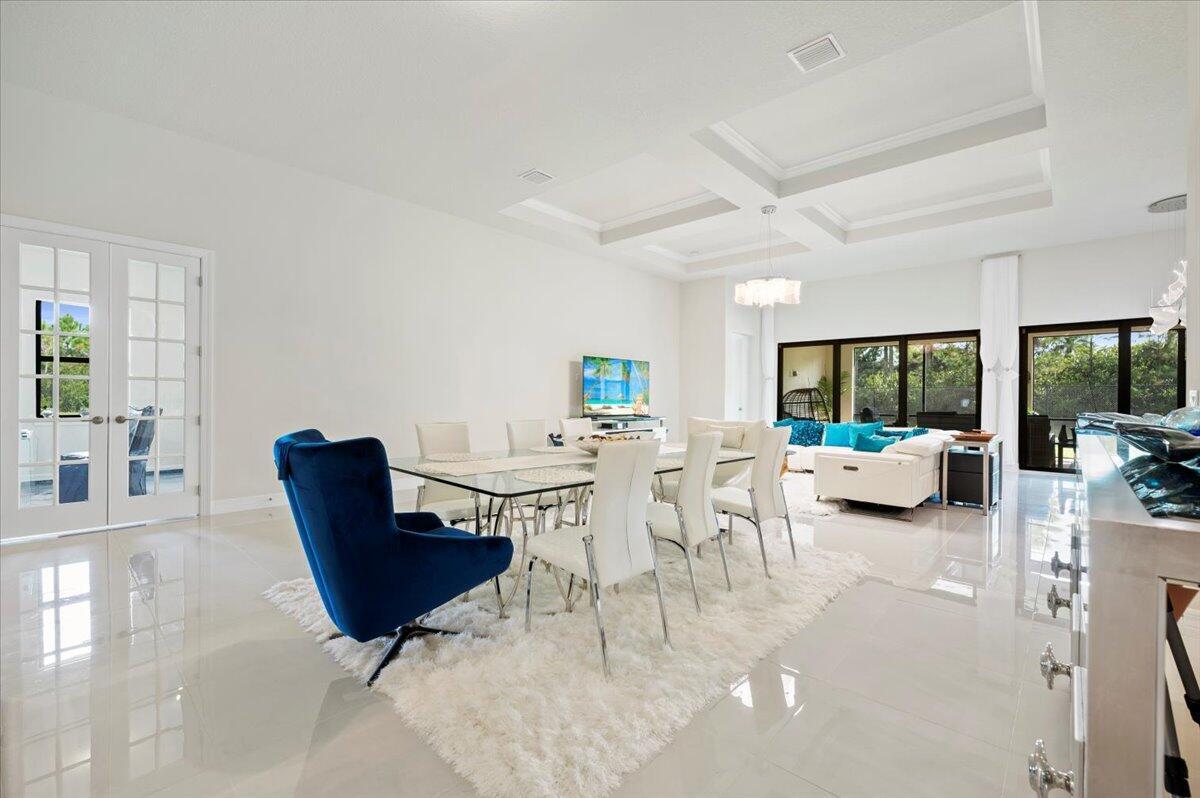 9132 Balsamo Drive, Palm Beach Gardens, FL 33412, Palm Beach Gardens - Photo 2