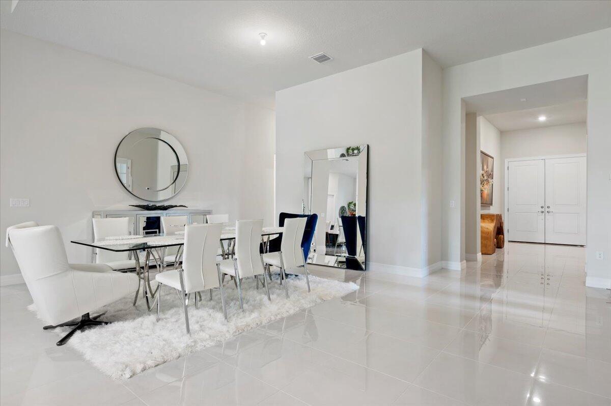 9132 Balsamo Drive, Palm Beach Gardens, FL 33412, Palm Beach Gardens - Photo 5