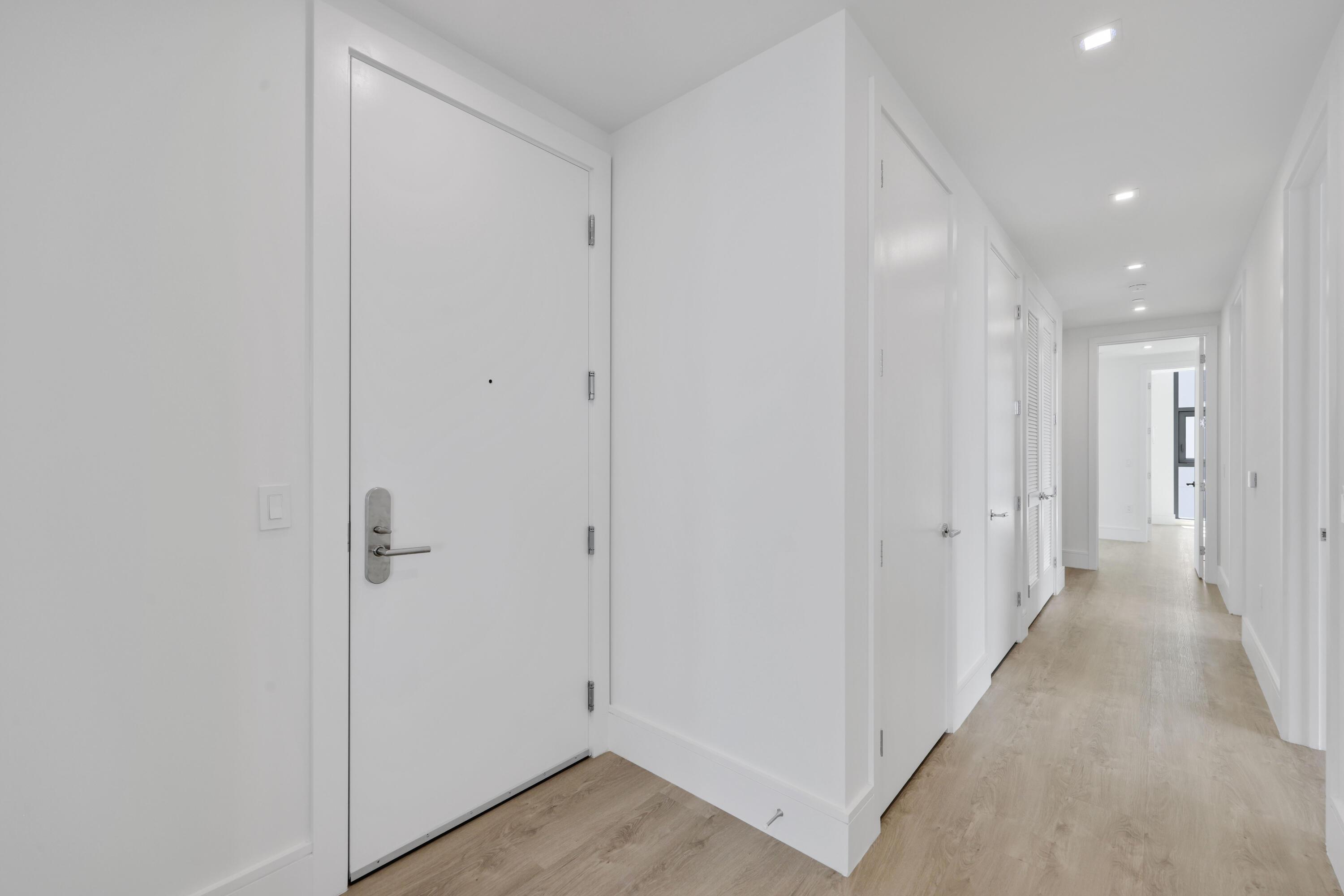 220 Lake Shore Drive 1823, Lake Park, FL 33403, Lake Park - Photo 3