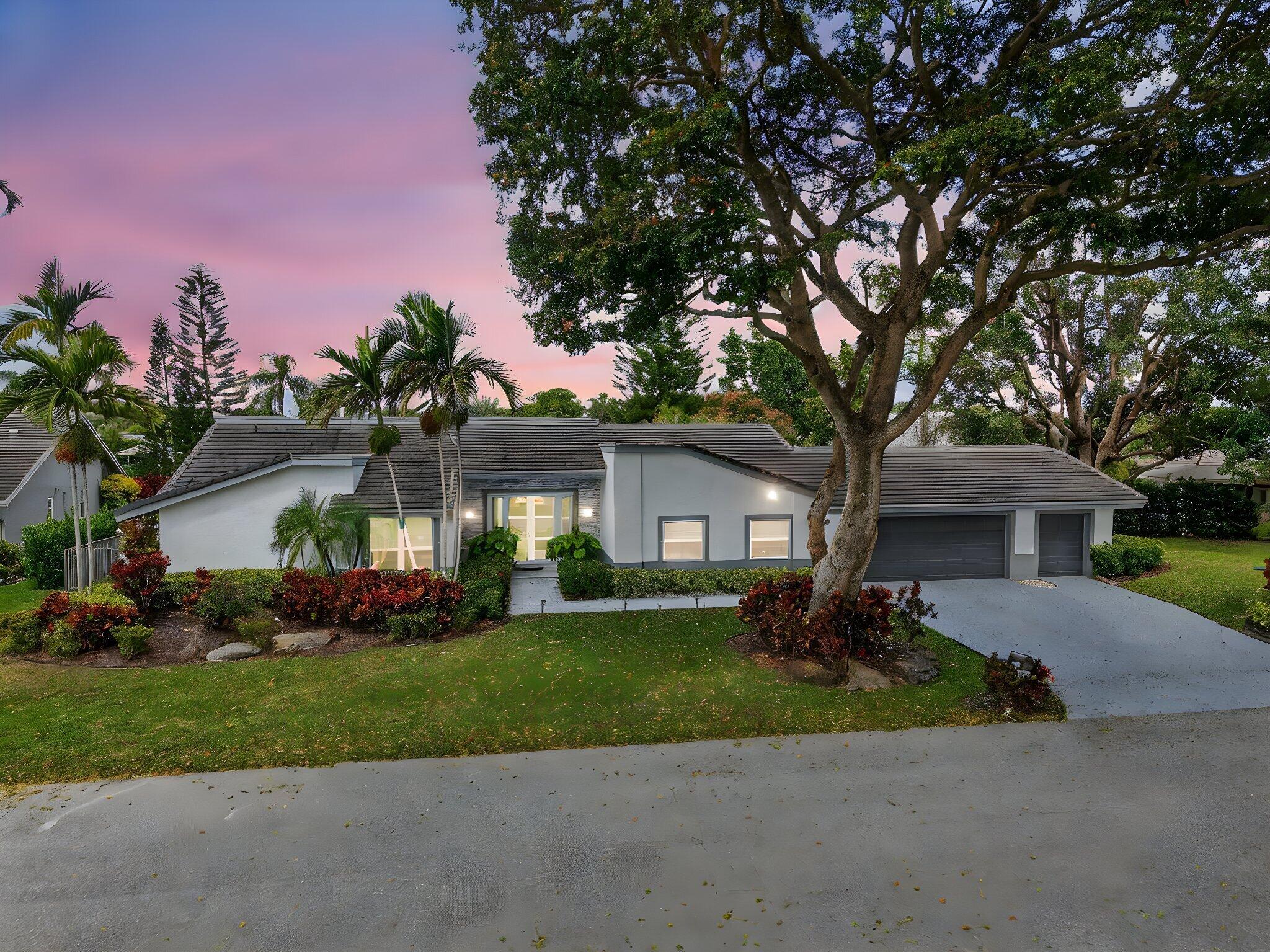 4869 Pineview Circle, Delray Beach, FL 33445, Delray Beach - Photo 4