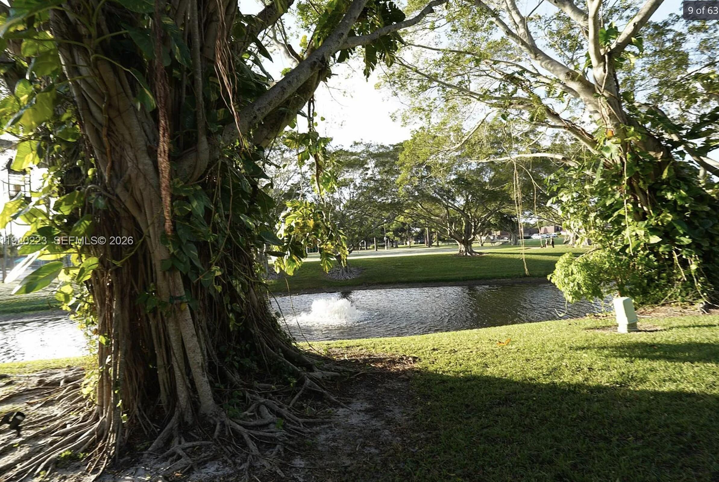 2427 24th Lane, Palm Beach Gardens, FL 33418, Palm Beach Gardens - Photo 4