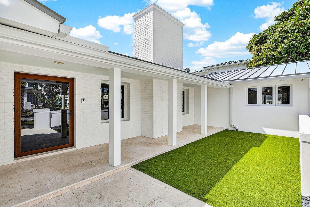 1102 Island Drive, Delray Beach, FL 33483, Delray Beach - Photo 2