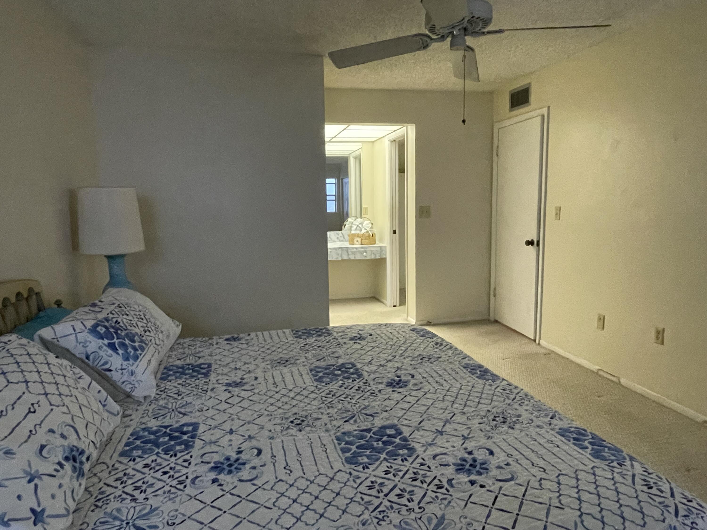 4629 Poinciana Street Apt 409, Lauderdale-By-The-Sea, FL 33308, Lauderdale-By-The-Sea - Photo 5