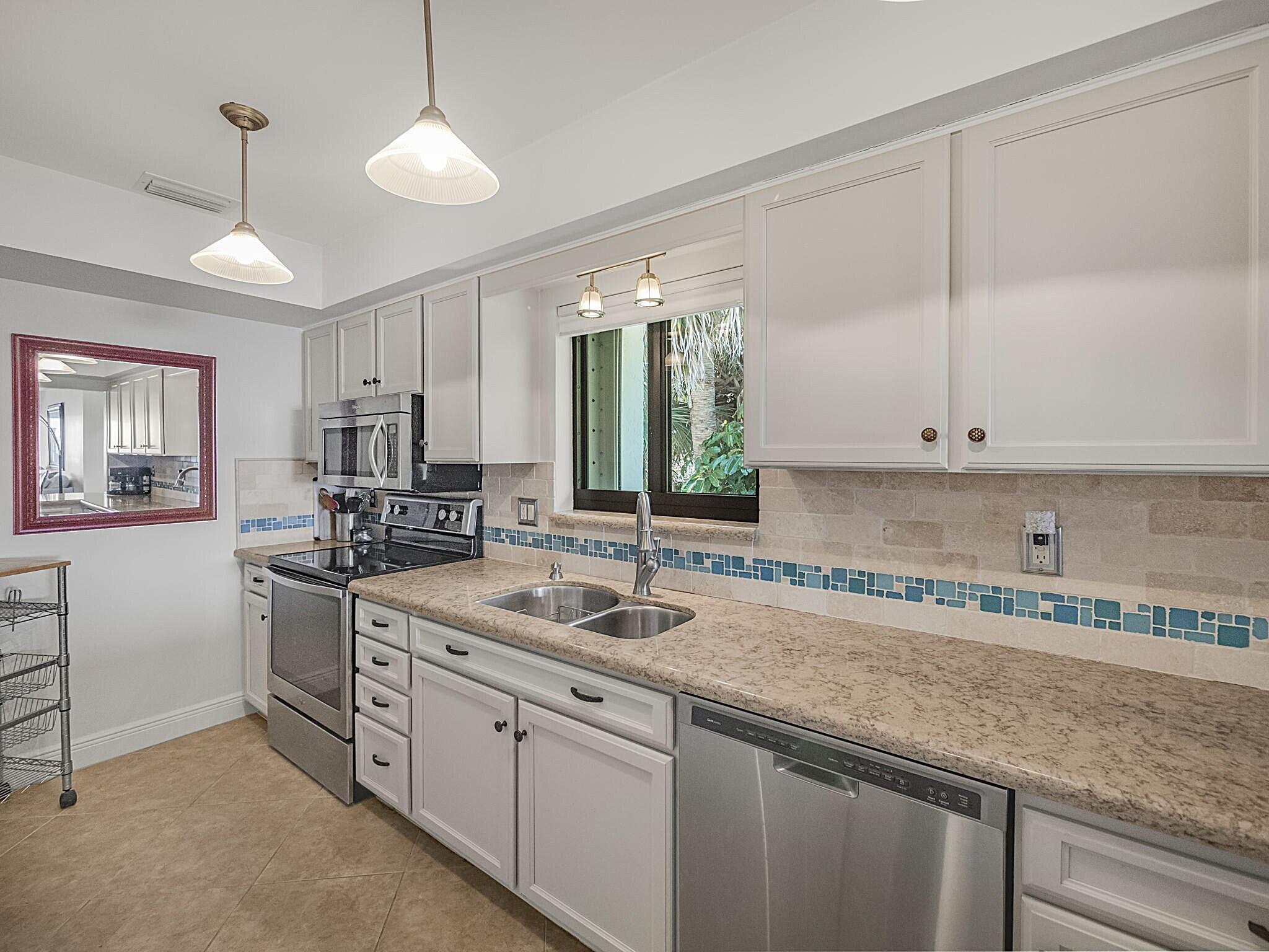 175 SE Saint Lucie Boulevard F116, Stuart, FL 34996, Stuart - Photo 5