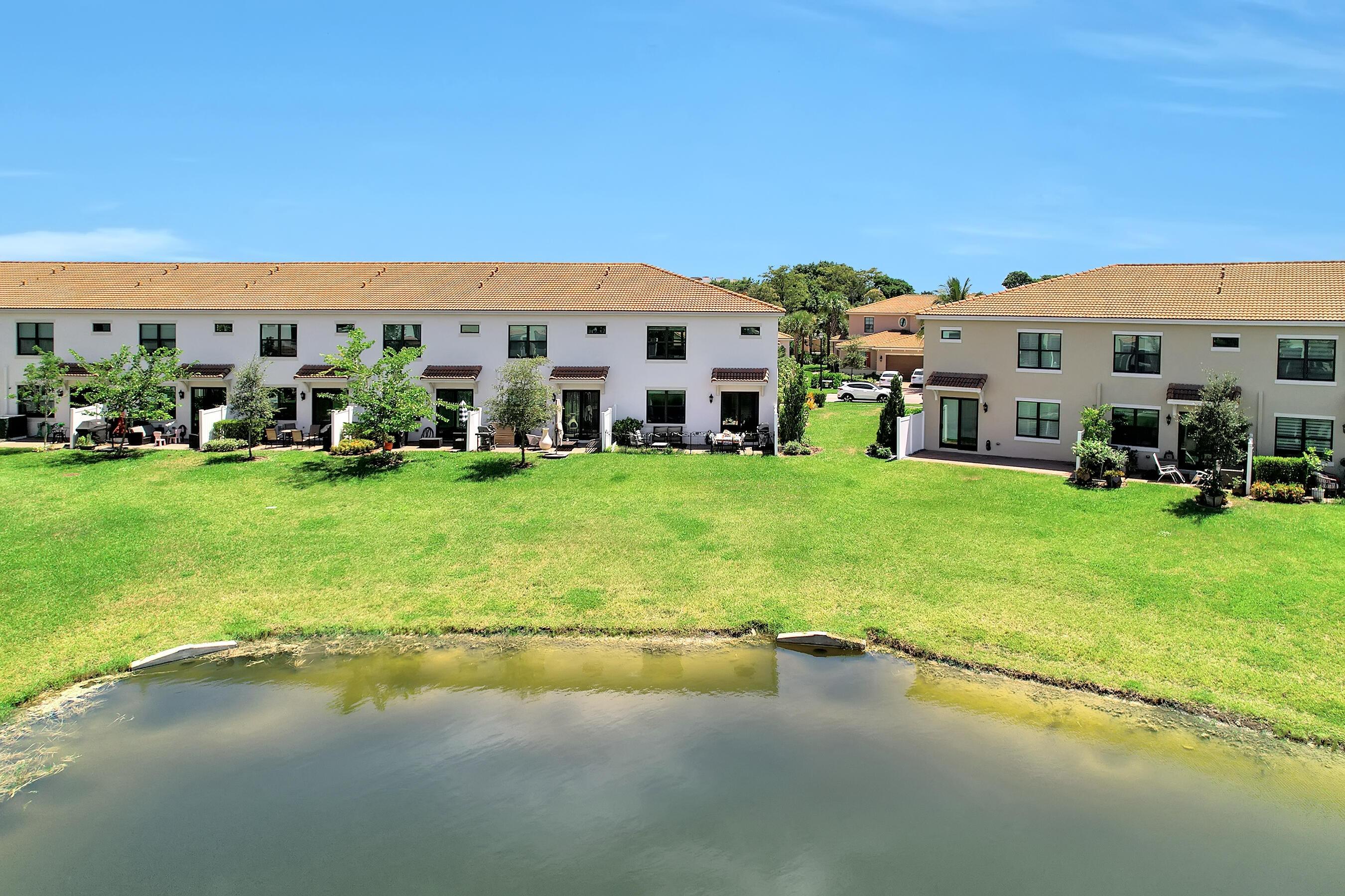 10043 Akenside Drive, Boca Raton, FL 33428, Boca Raton - Photo 3