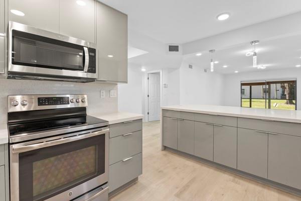 6085 N Sabal Palm Boulevard 109, Tamarac, FL 33319, Tamarac - Photo 3