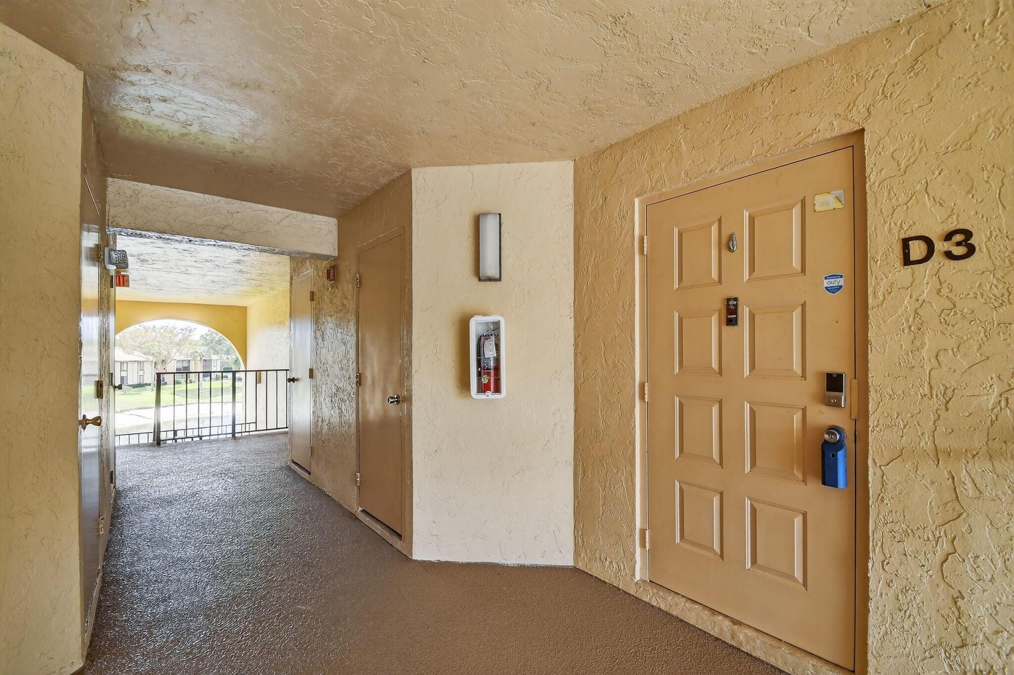 812 Sky Pine Way D3, Greenacres, FL 33415, Greenacres - Photo 4