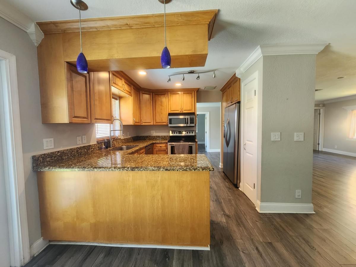 4693 Dolphin Drive, Lake Worth, FL 33463, Lake Worth - Photo 5