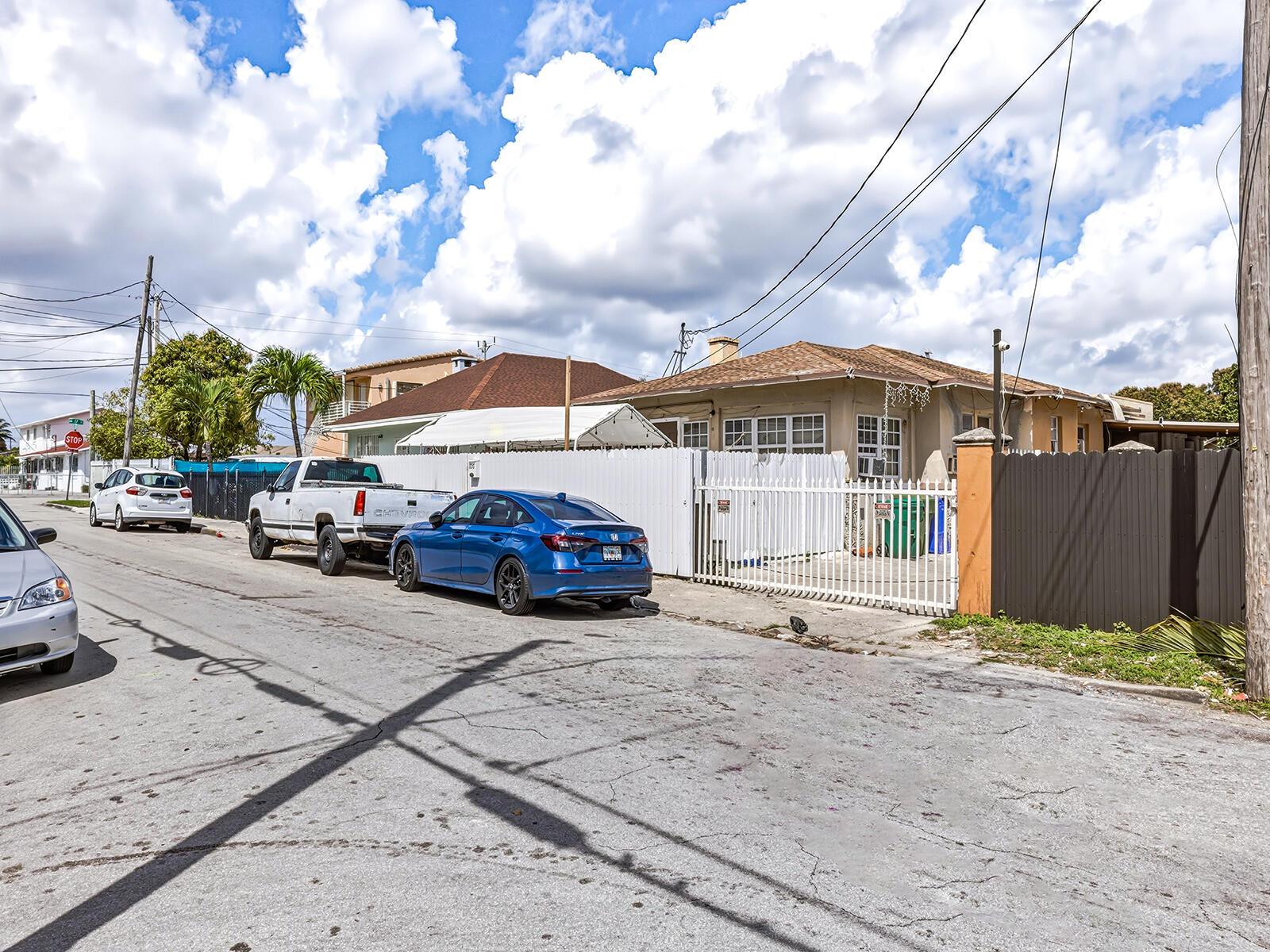 1757 NW 1st Street, Miami, FL 33125, Miami - Photo 4