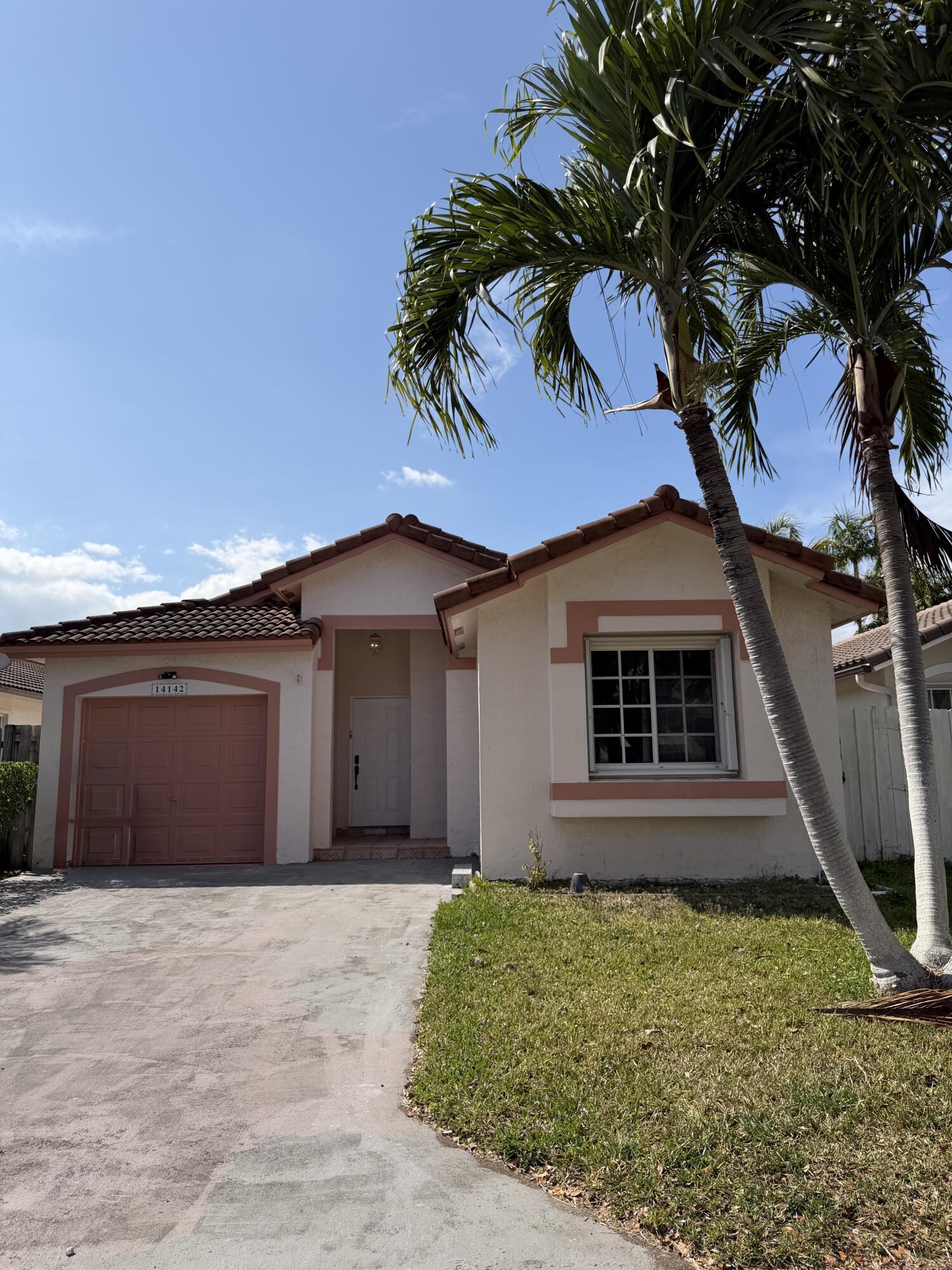14142 SW 149th Court, Miami, FL 33196, Miami - Photo 2