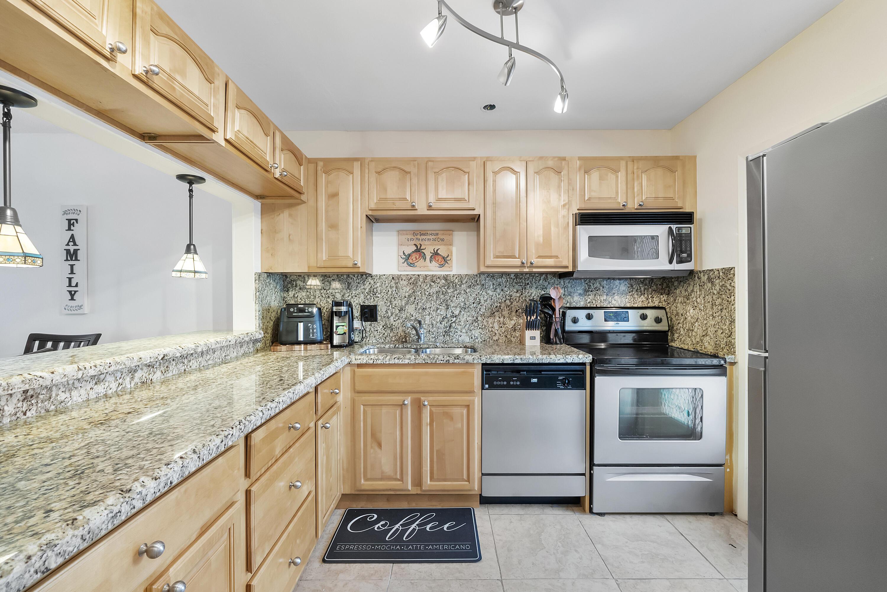 5200 Washington Street 301, Hollywood, FL 33021, Hollywood - Photo 2