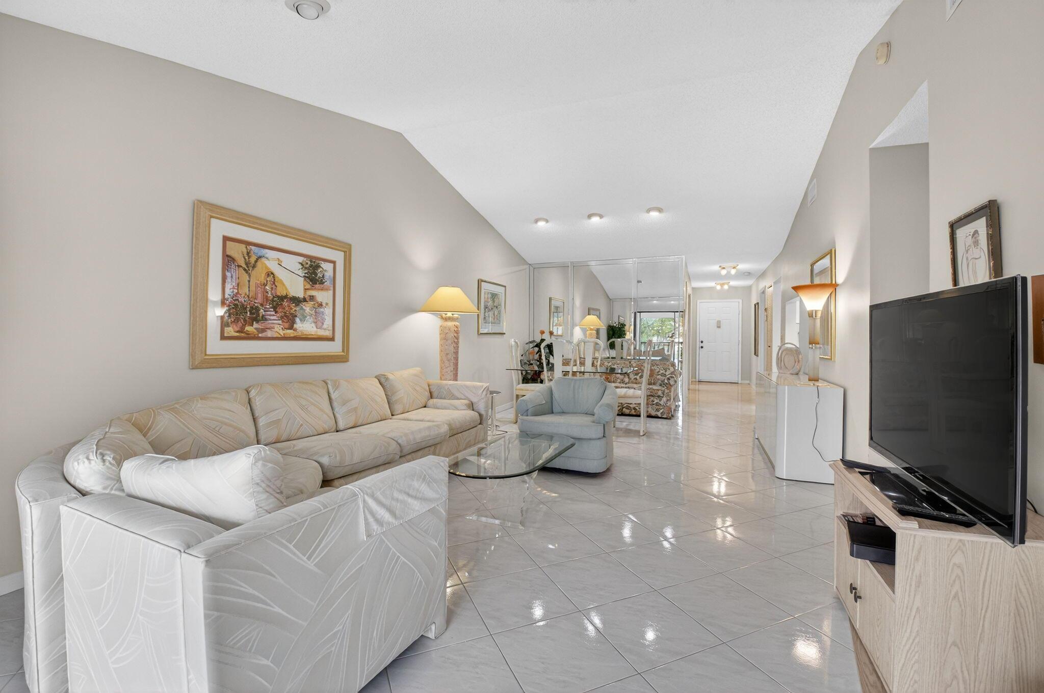 15235 Lakes Of Delray Boulevard 303, Delray Beach, FL 33484, Delray Beach - Photo 5