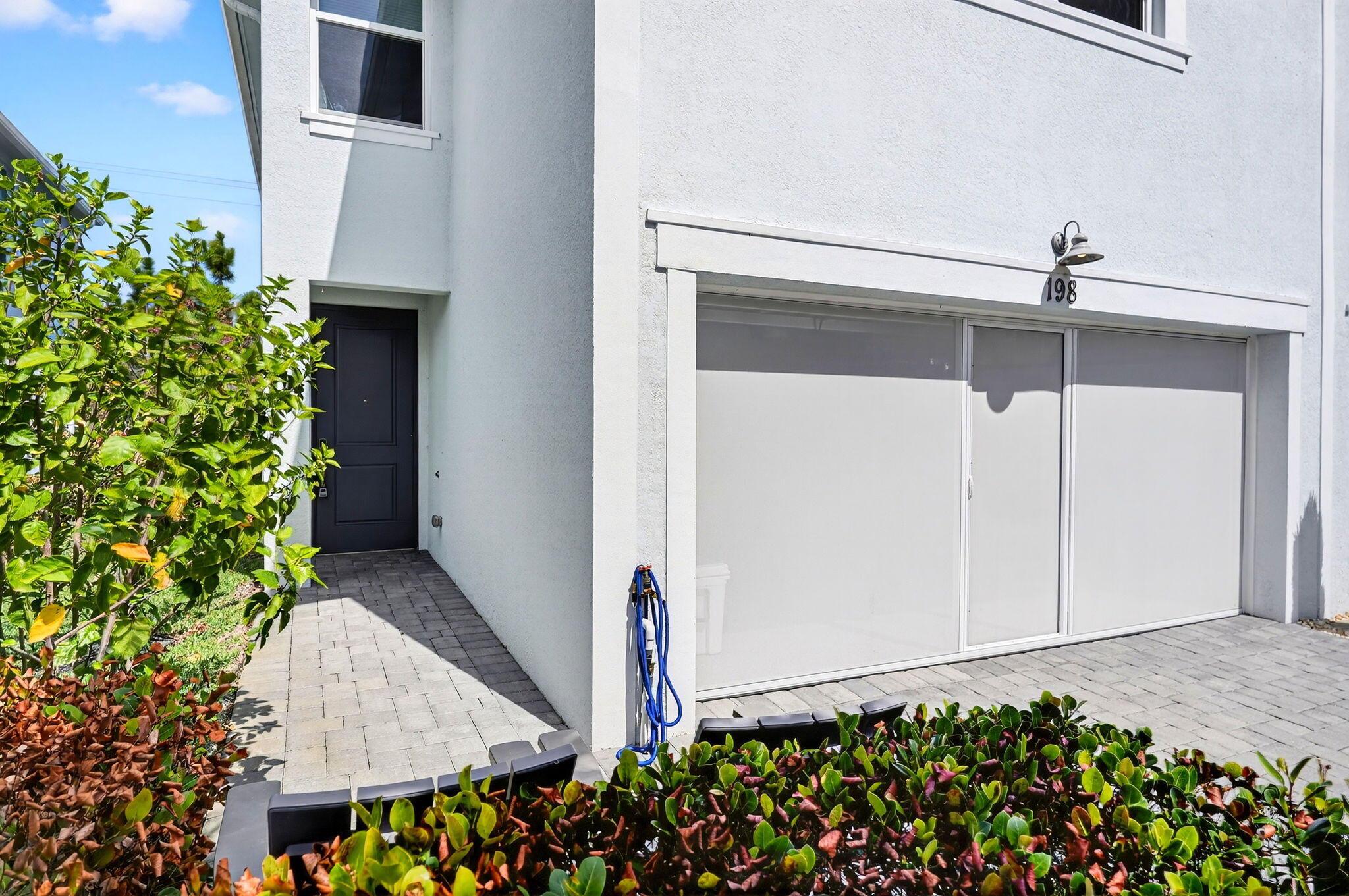 198 Osprey Preserve Boulevard, Jensen Beach, FL 34957, Jensen Beach - Photo 2