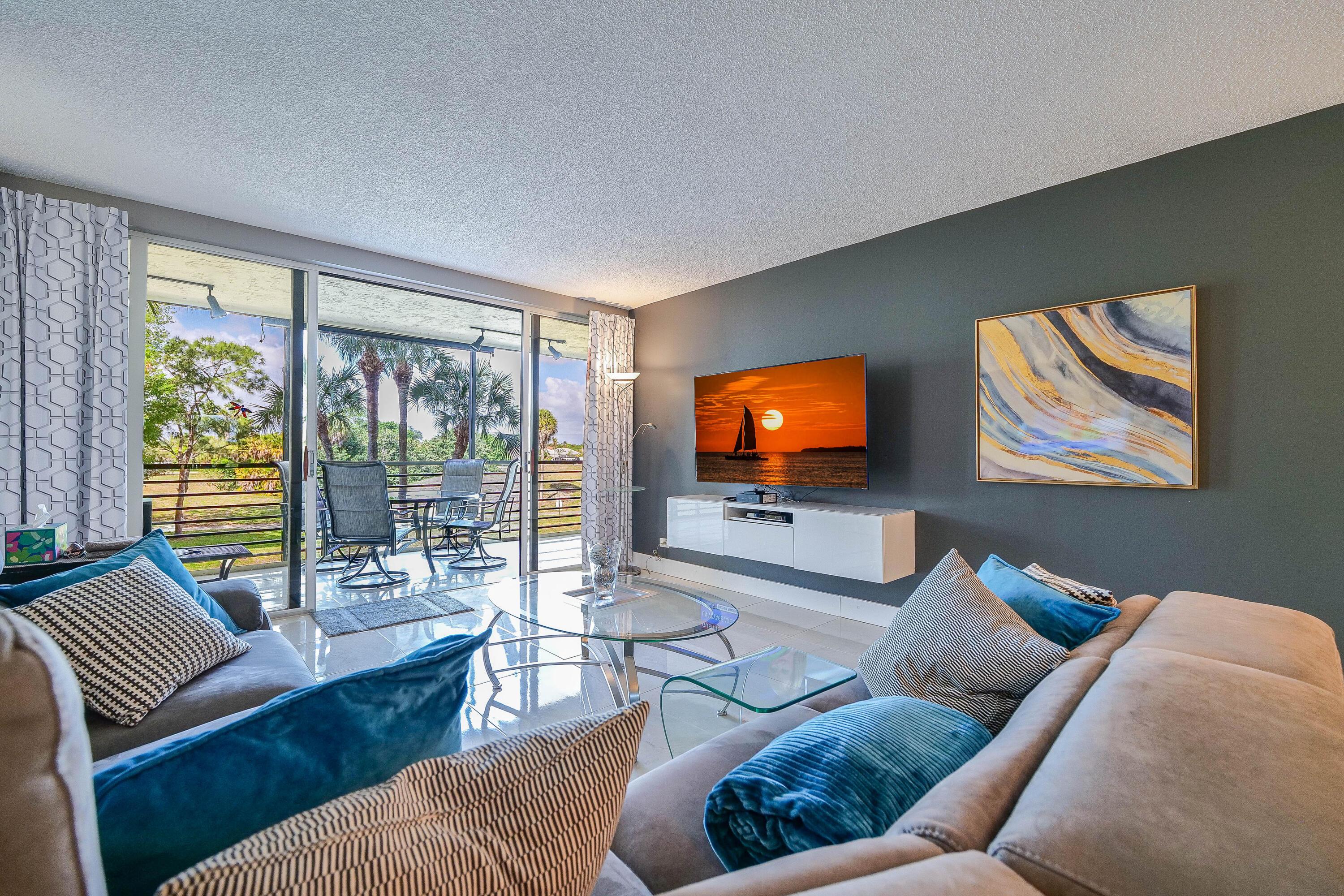 7100 Radice Court 204, Lauderhill, FL 33319, Lauderhill - Photo 5