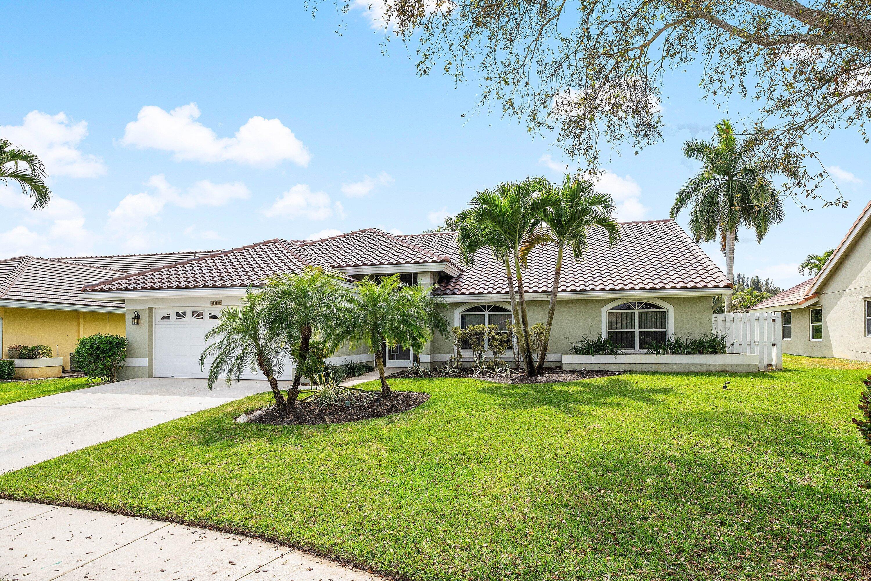 6019 Wedgewood Village Circle, Lake Worth, FL 33463, Lake Worth - Photo 4