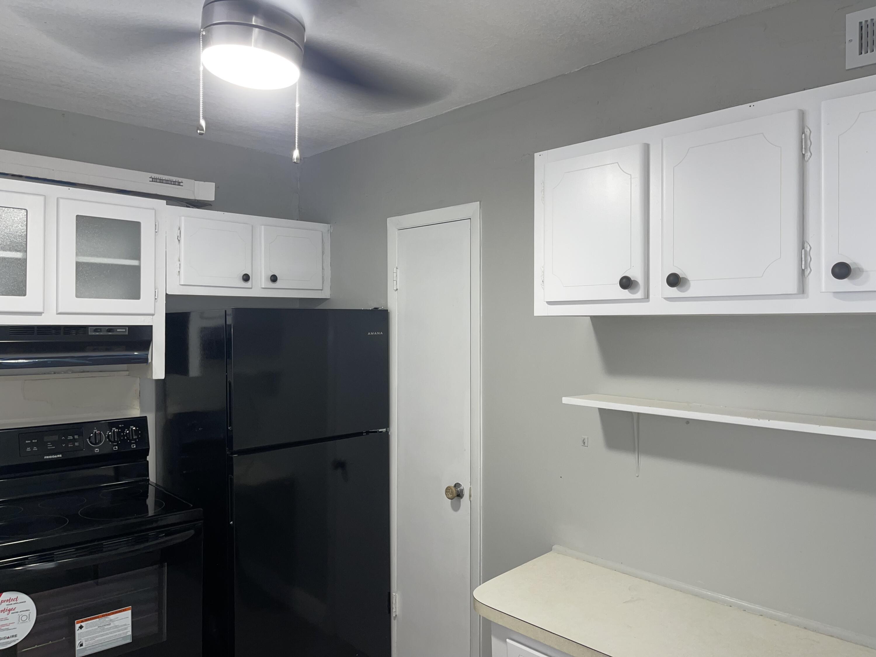 1321 NW 43rd Ave 207, Lauderhill, FL 33313, Lauderhill - Photo 2