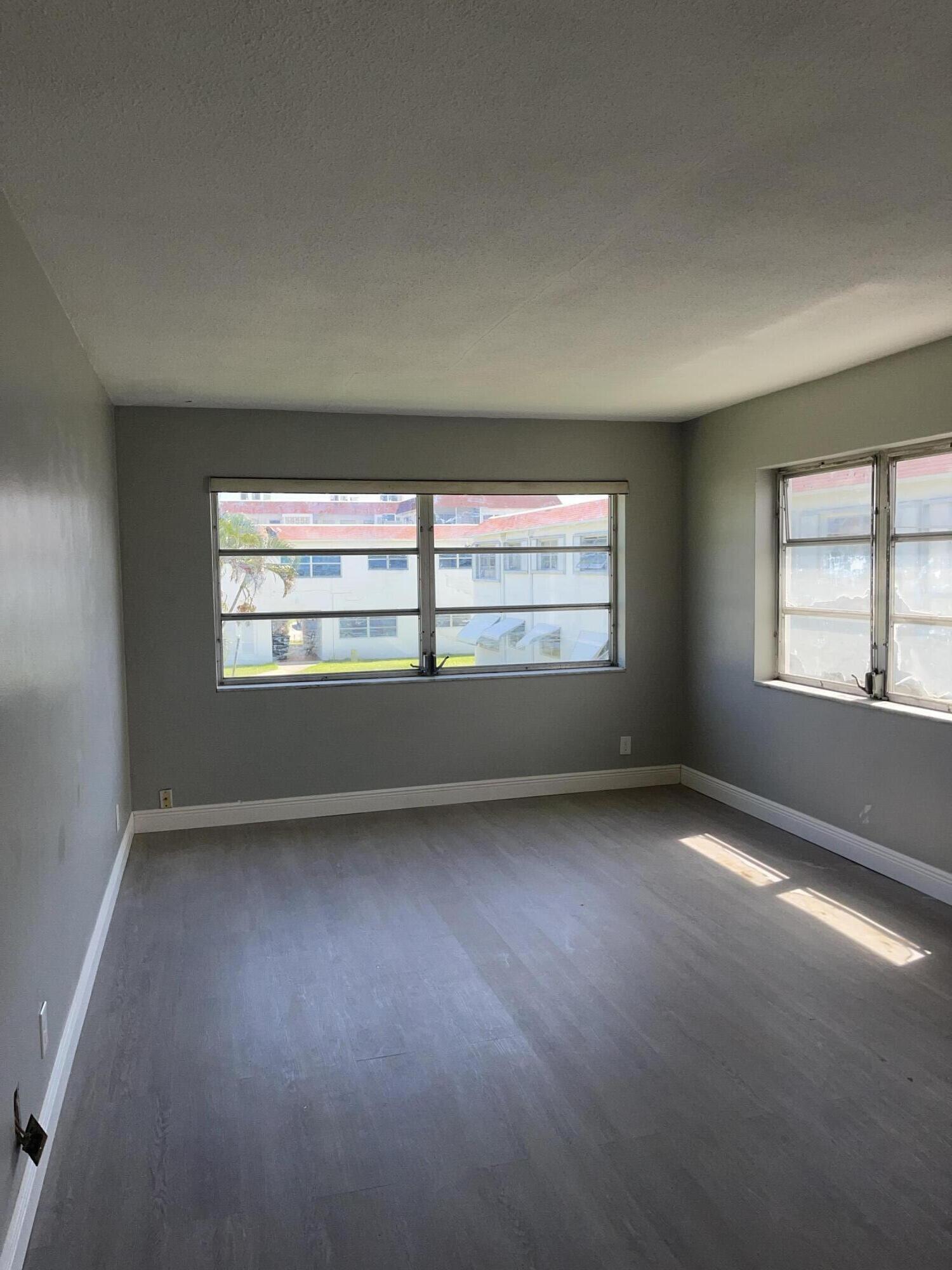 1321 NW 43rd Ave 207, Lauderhill, FL 33313, Lauderhill - Photo 4