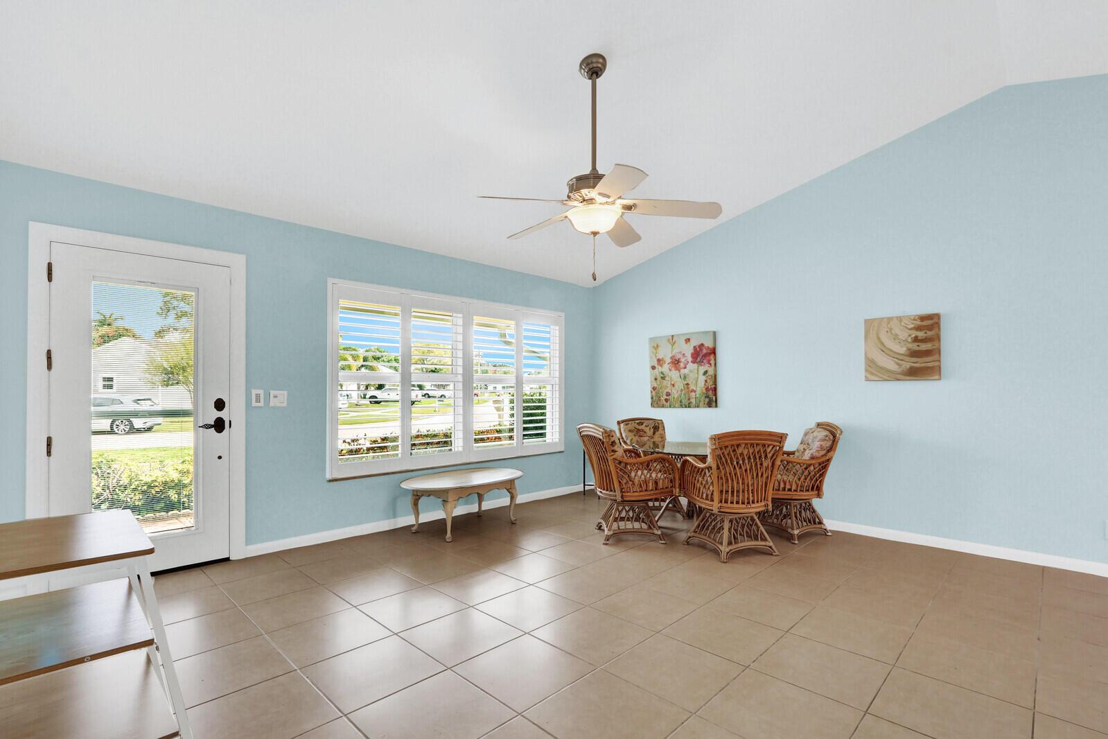 129 Village Circle, Jupiter, FL 33458, Jupiter - Photo 5