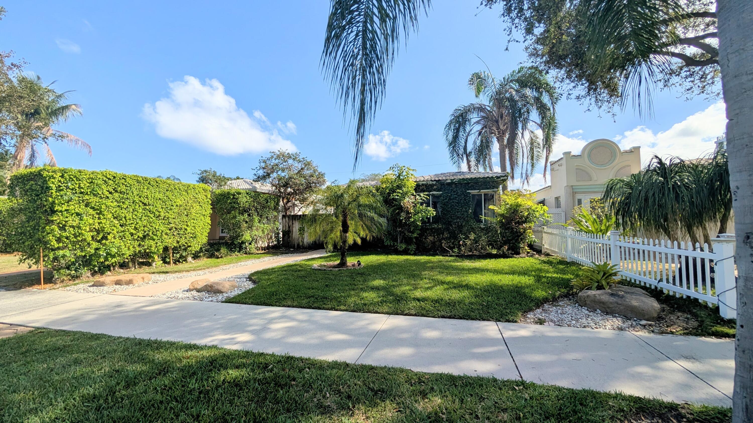 1626 Tyler Street, Hollywood, FL 33020, Hollywood