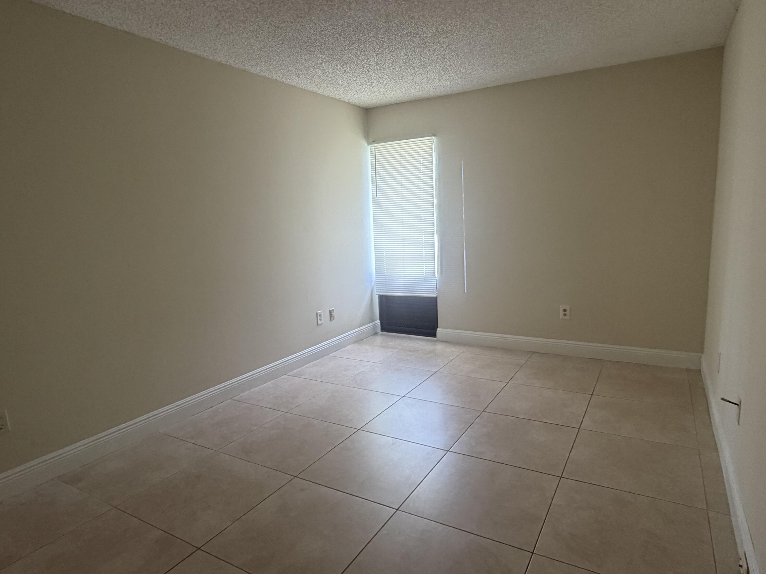 5981 Forest Hill Boulevard 2, West Palm Beach, FL 33415, West Palm Beach - Photo 5