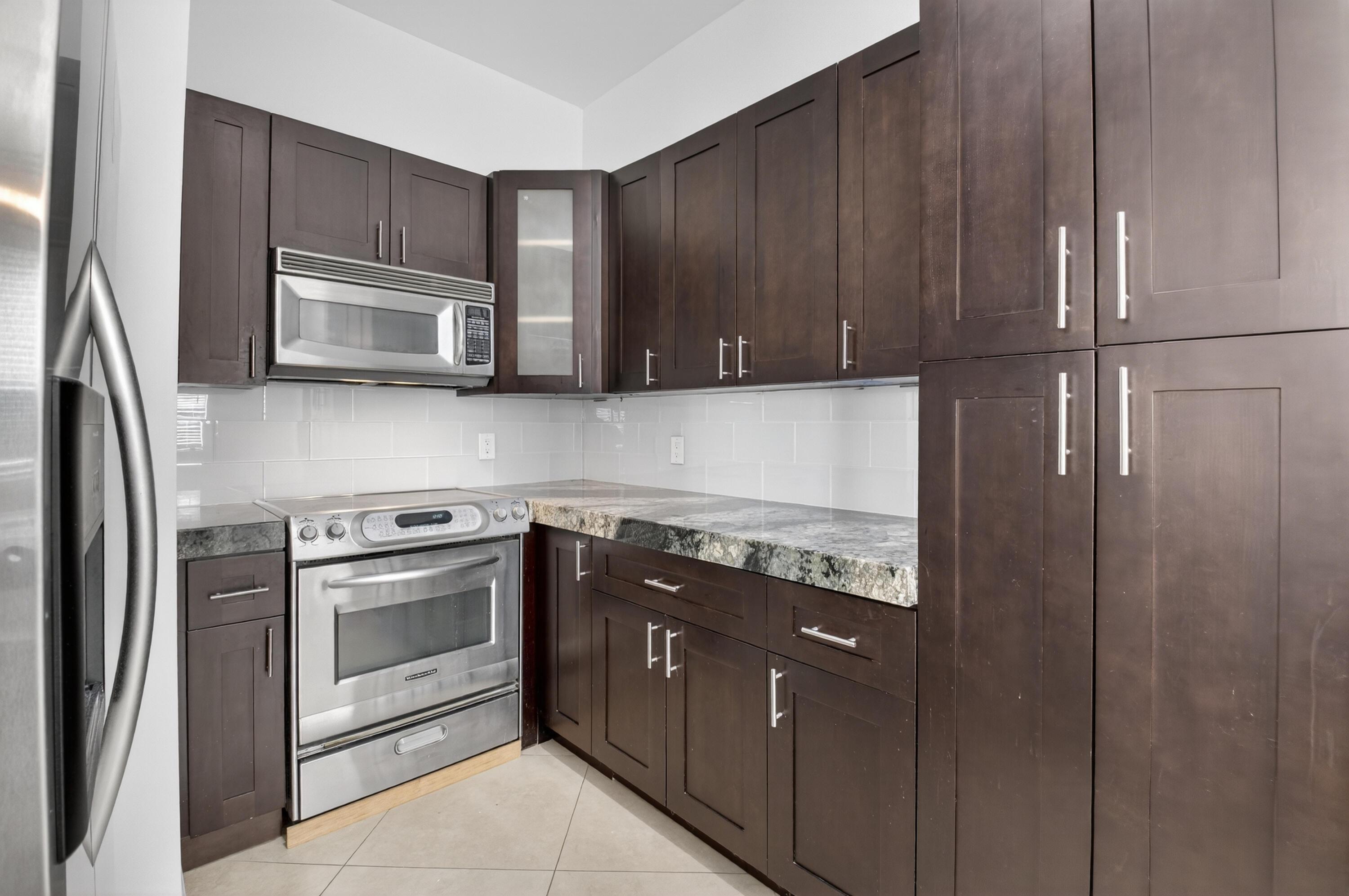 2515 Venetian Court, Boynton Beach, FL 33426, Boynton Beach - Photo 5