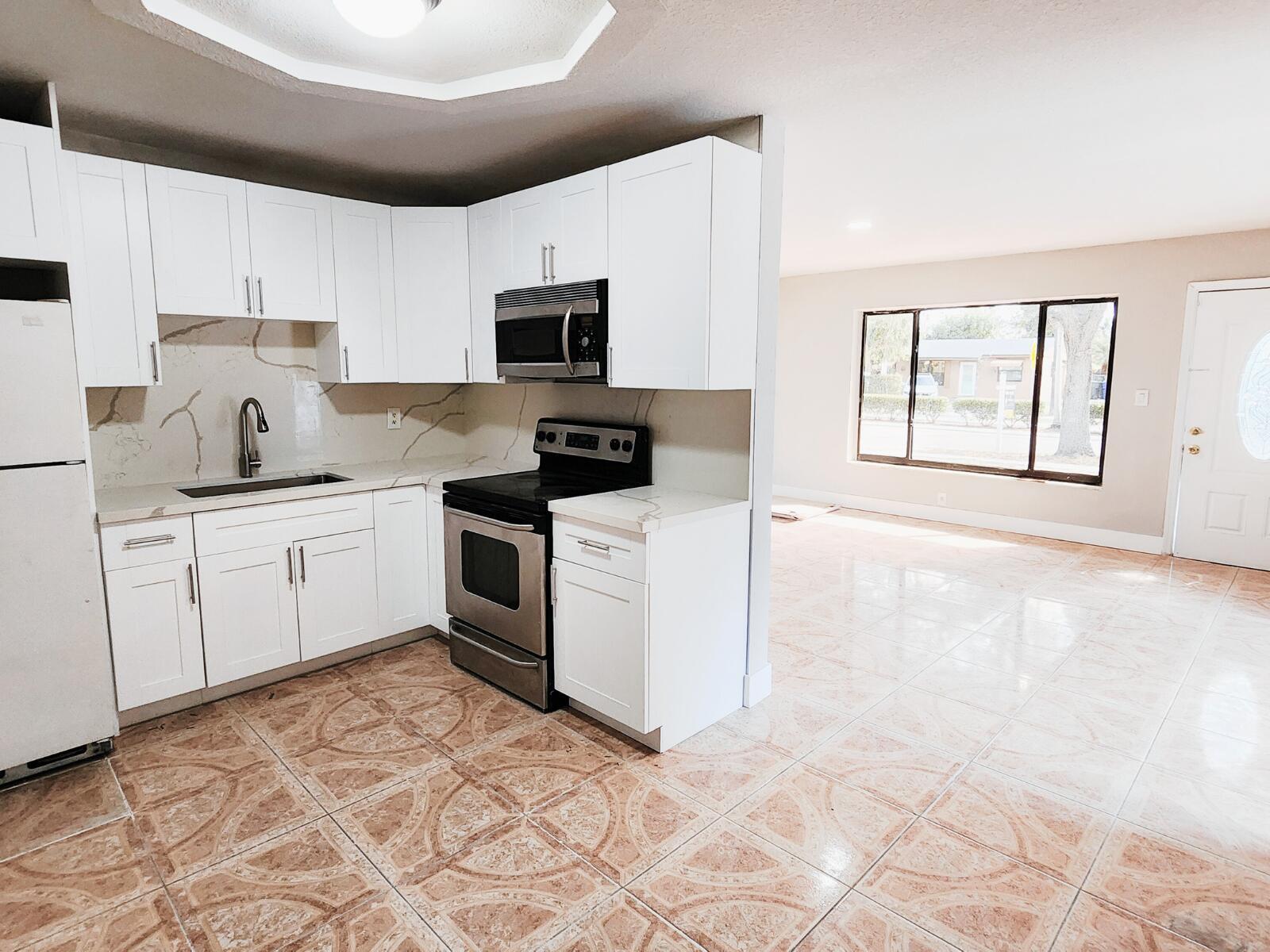 6821 SW 17th Street, North Lauderdale, FL 33068, North Lauderdale - Photo 5