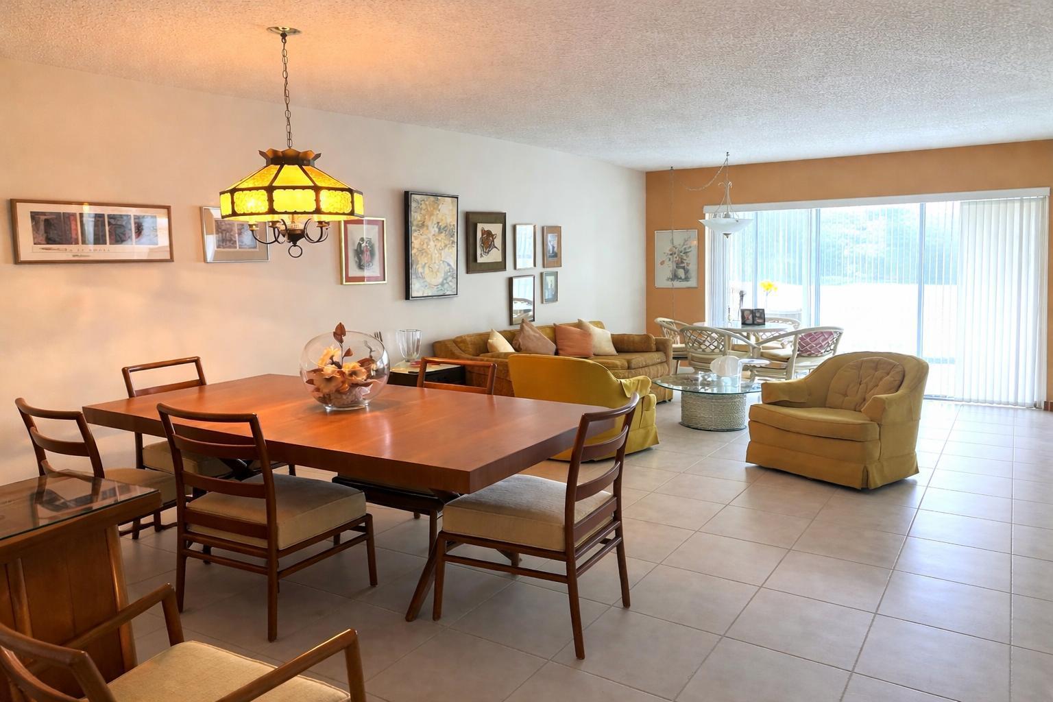 8305 Casa Del Lago E, Boca Raton, FL 33433, Boca Raton - Photo 5