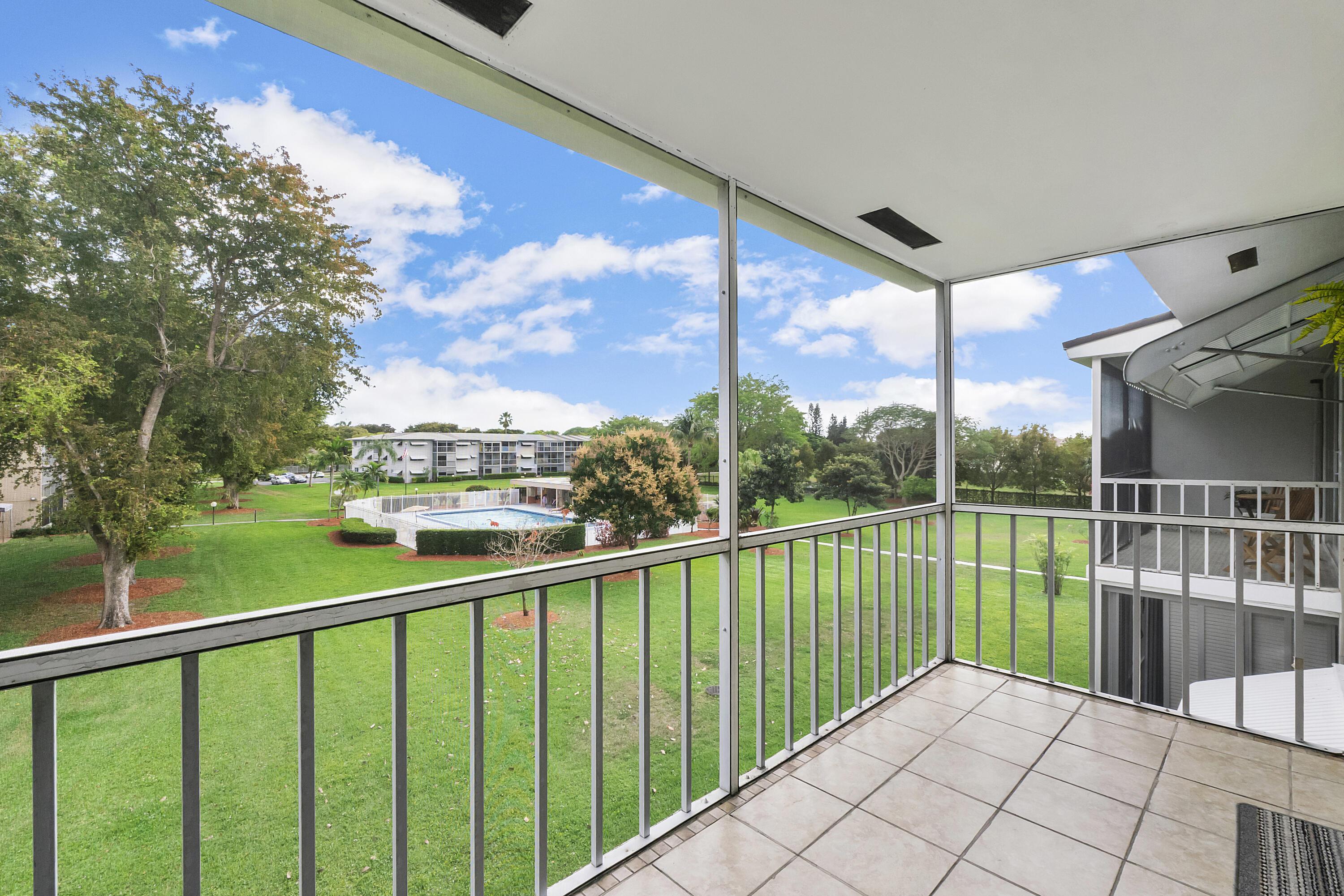 5200 Washington Street 301, Hollywood, FL 33021, Hollywood - Photo 2