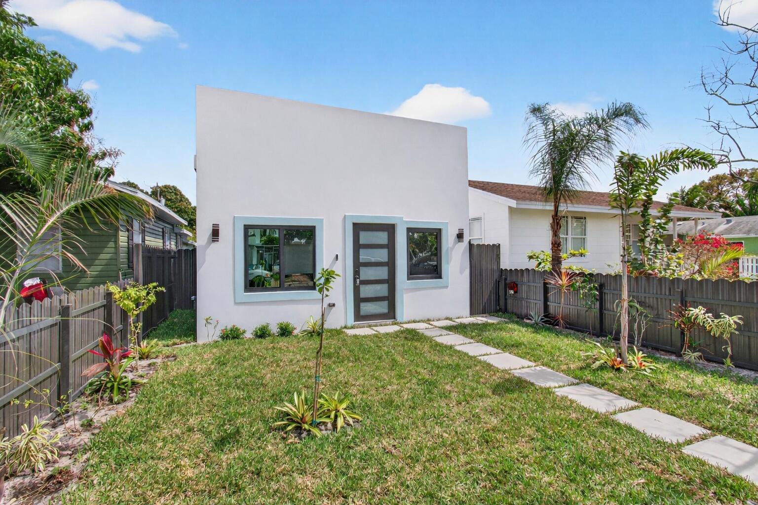 216 S C, Lake Worth Beach, FL 33460, Lake Worth Beach