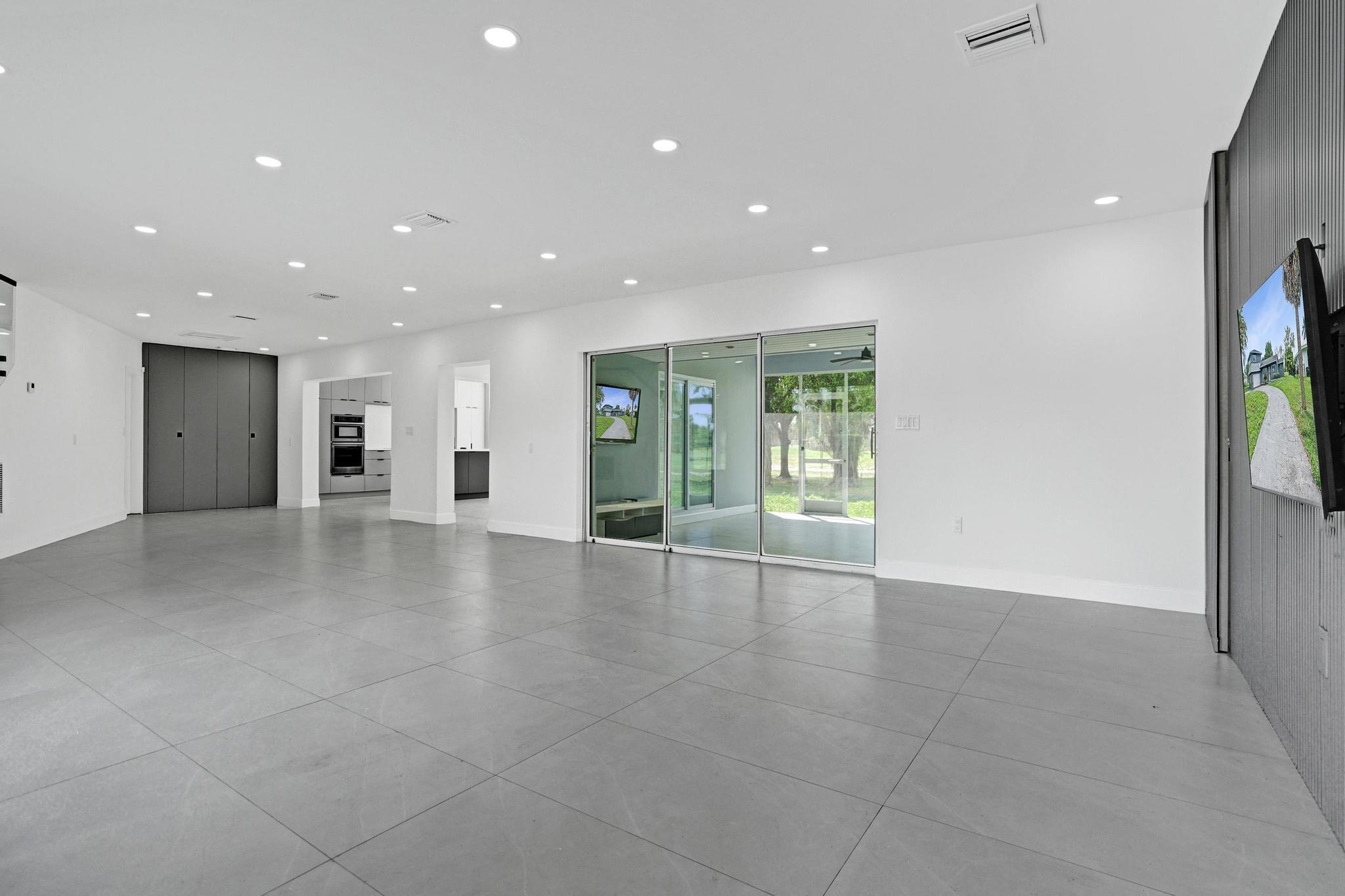 6700 E Tropical Way, Plantation, FL 33317, Plantation - Photo 3