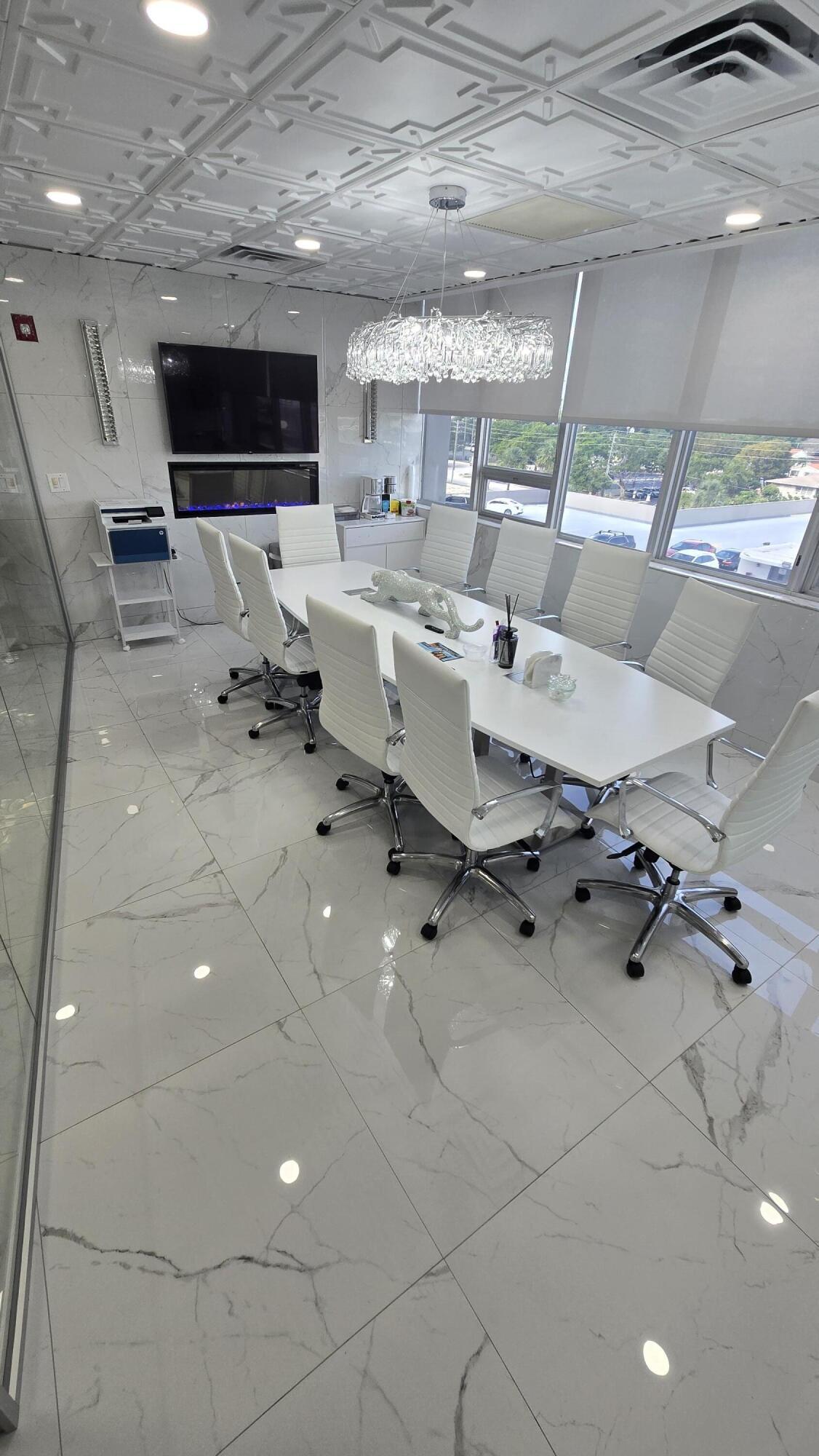 2455 E Sunrise Boulevard Cu-4g-4h-4i, Fort Lauderdale, FL 33304, Fort Lauderdale - Photo 4