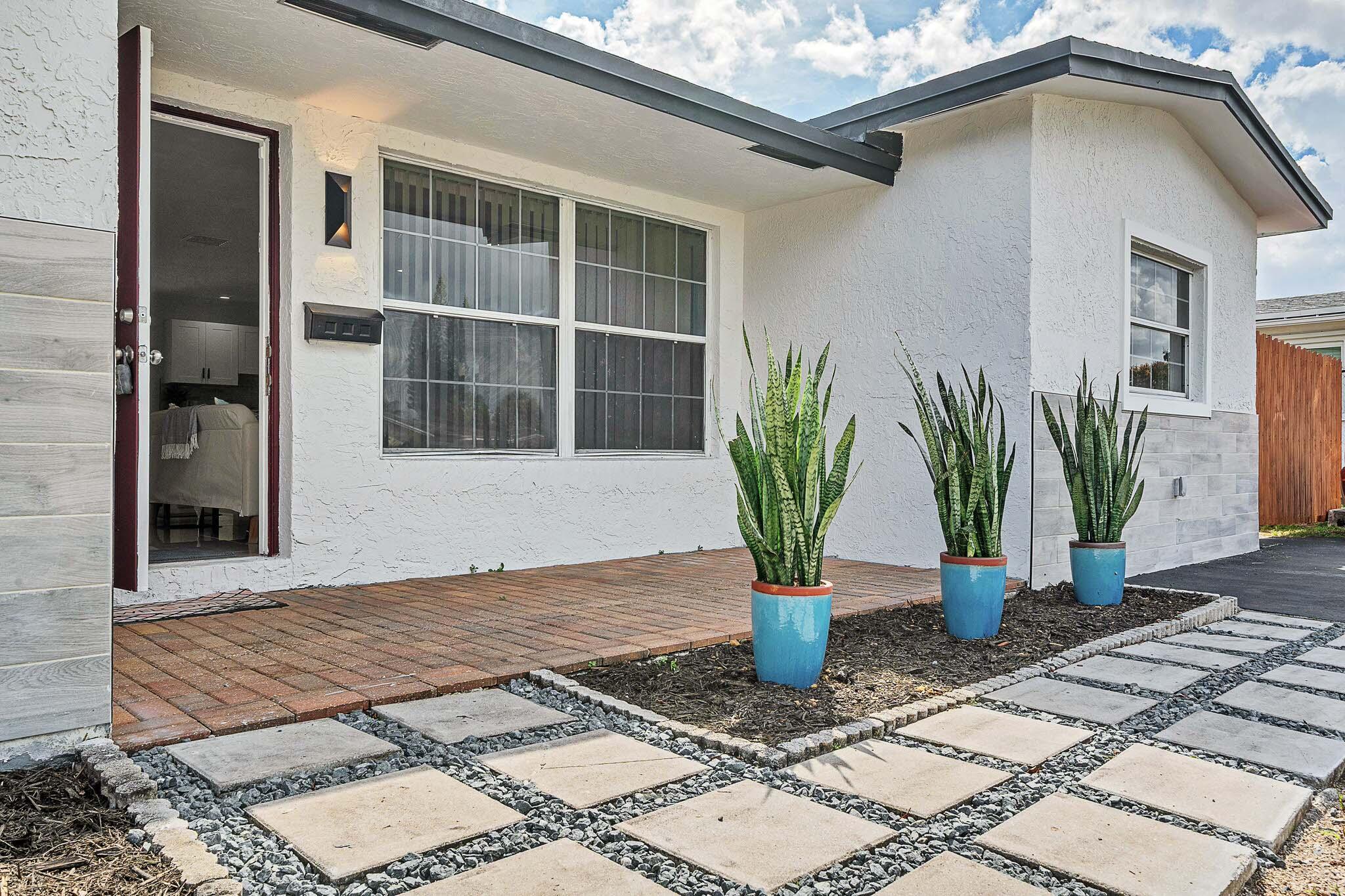 6520 Kimberly Boulevard, North Lauderdale, FL 33068, North Lauderdale - Photo 3