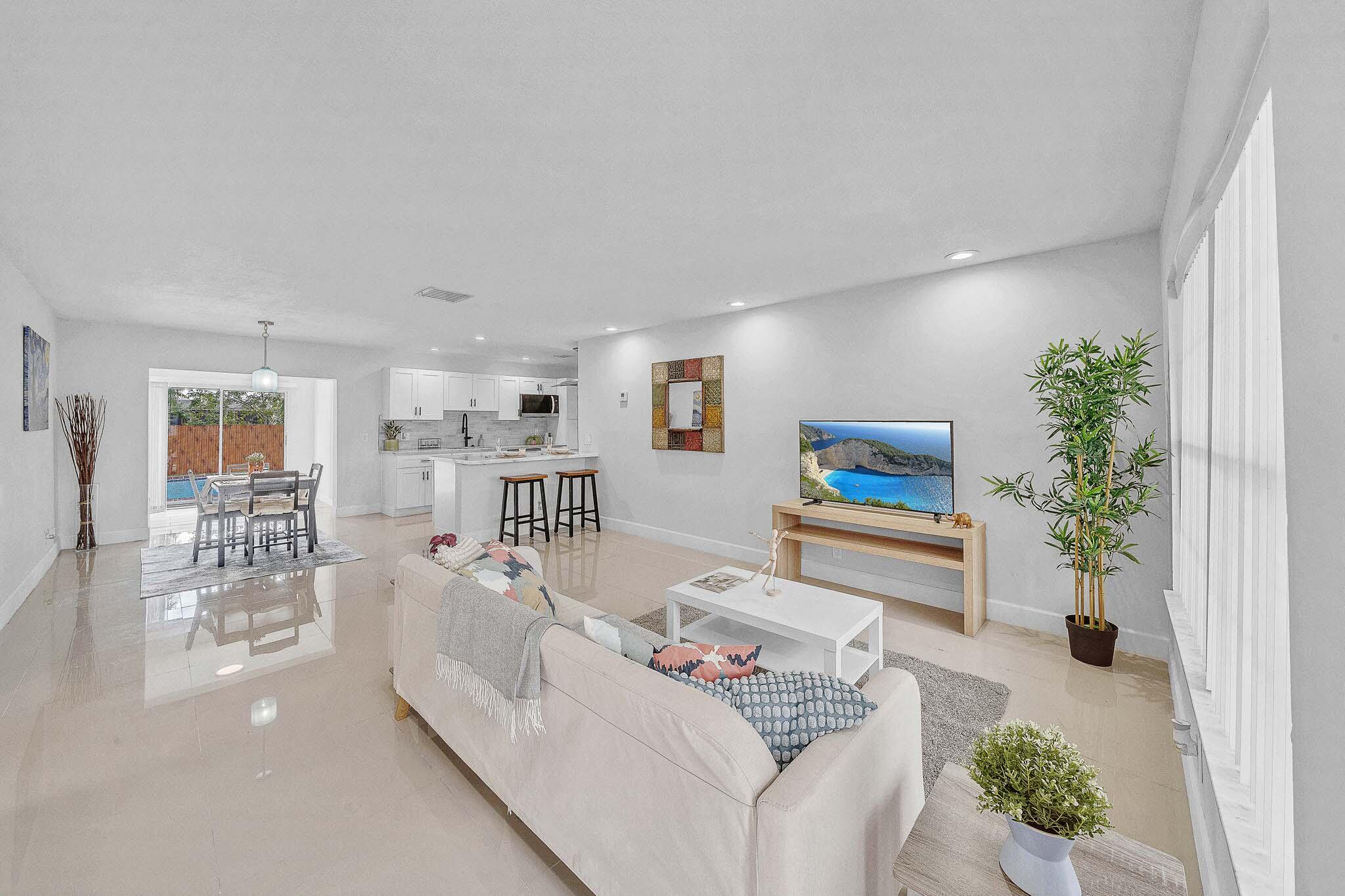 6520 Kimberly Boulevard, North Lauderdale, FL 33068, North Lauderdale - Photo 4