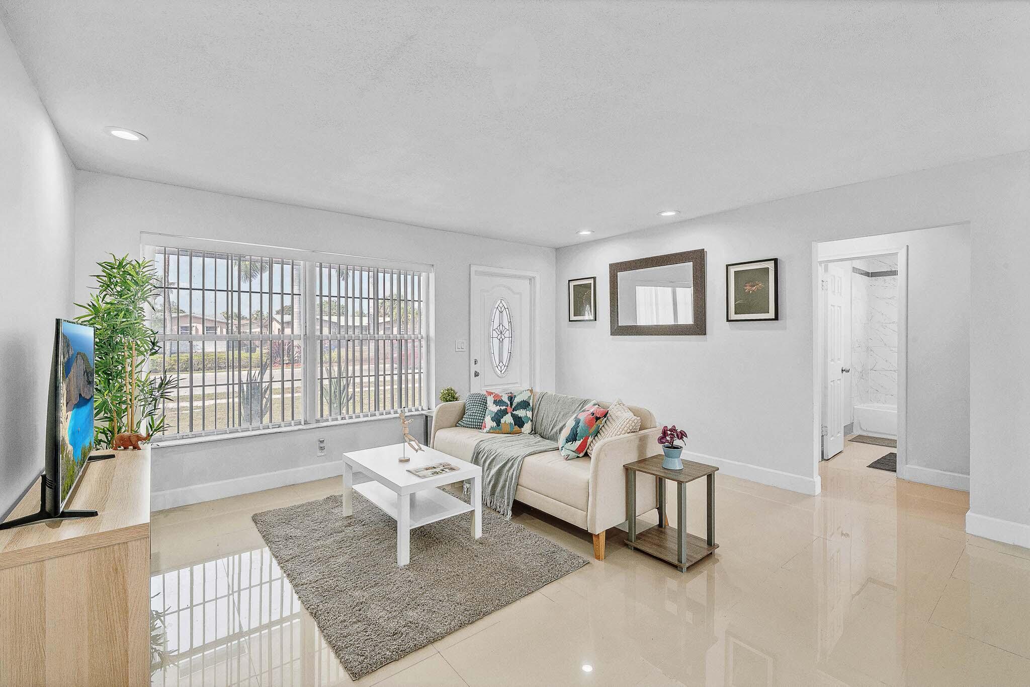 6520 Kimberly Boulevard, North Lauderdale, FL 33068, North Lauderdale - Photo 5