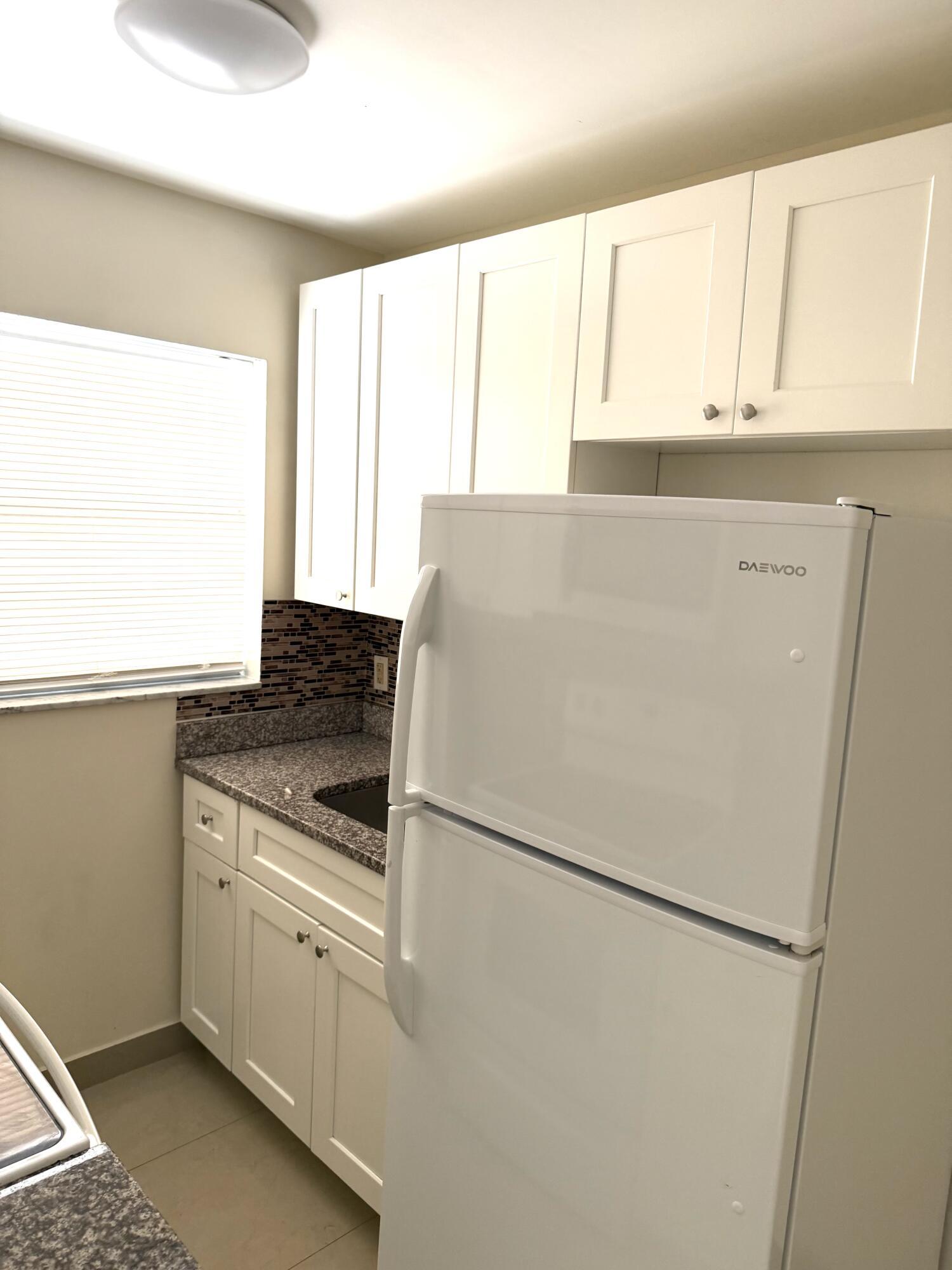 1111 N Federal Highway 4, Lake Worth Beach, FL 33460, Lake Worth Beach - Photo 2