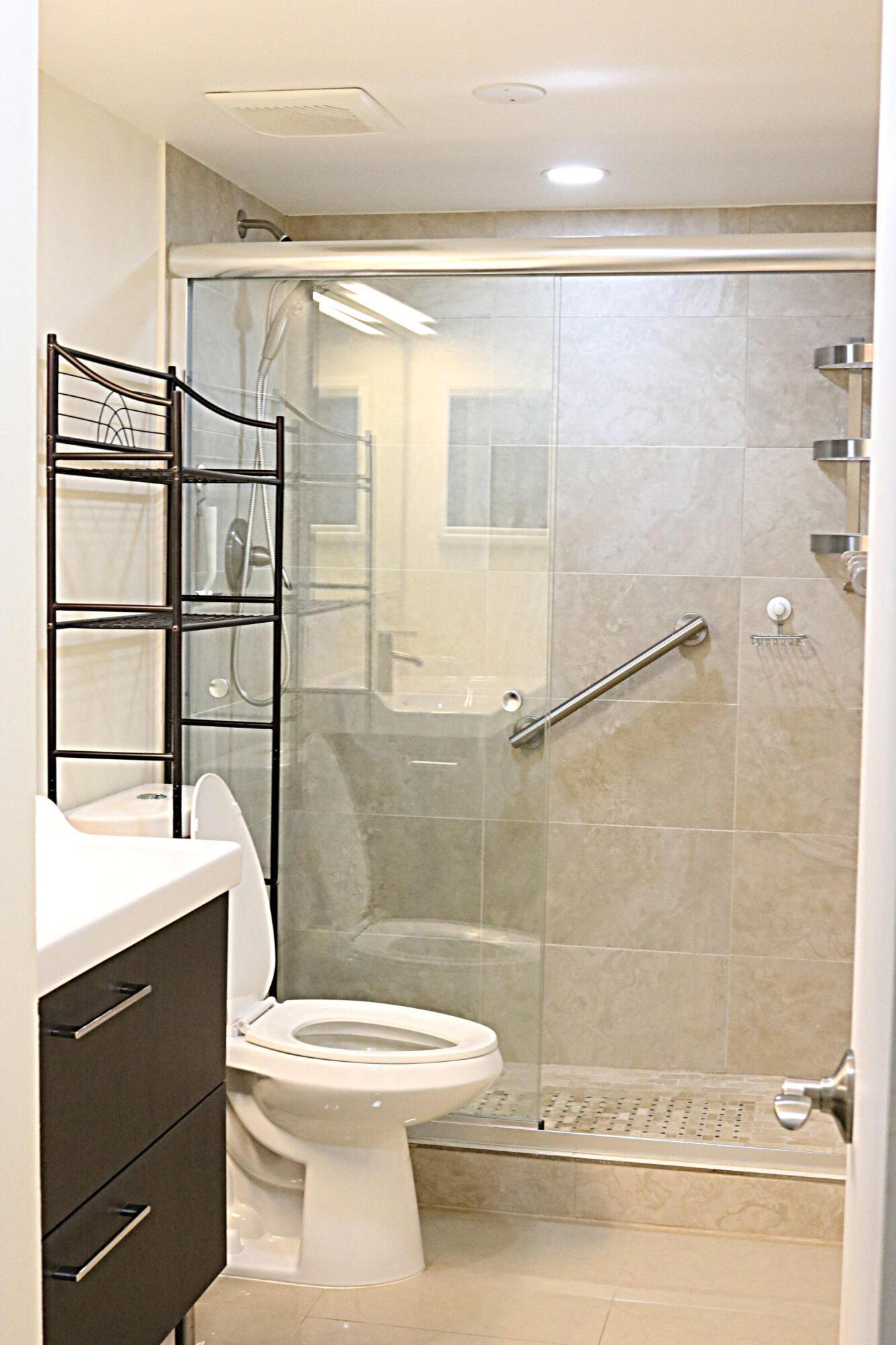 230 NE 26th Avenue 1070, Boynton Beach, FL 33435, Boynton Beach - Photo 2